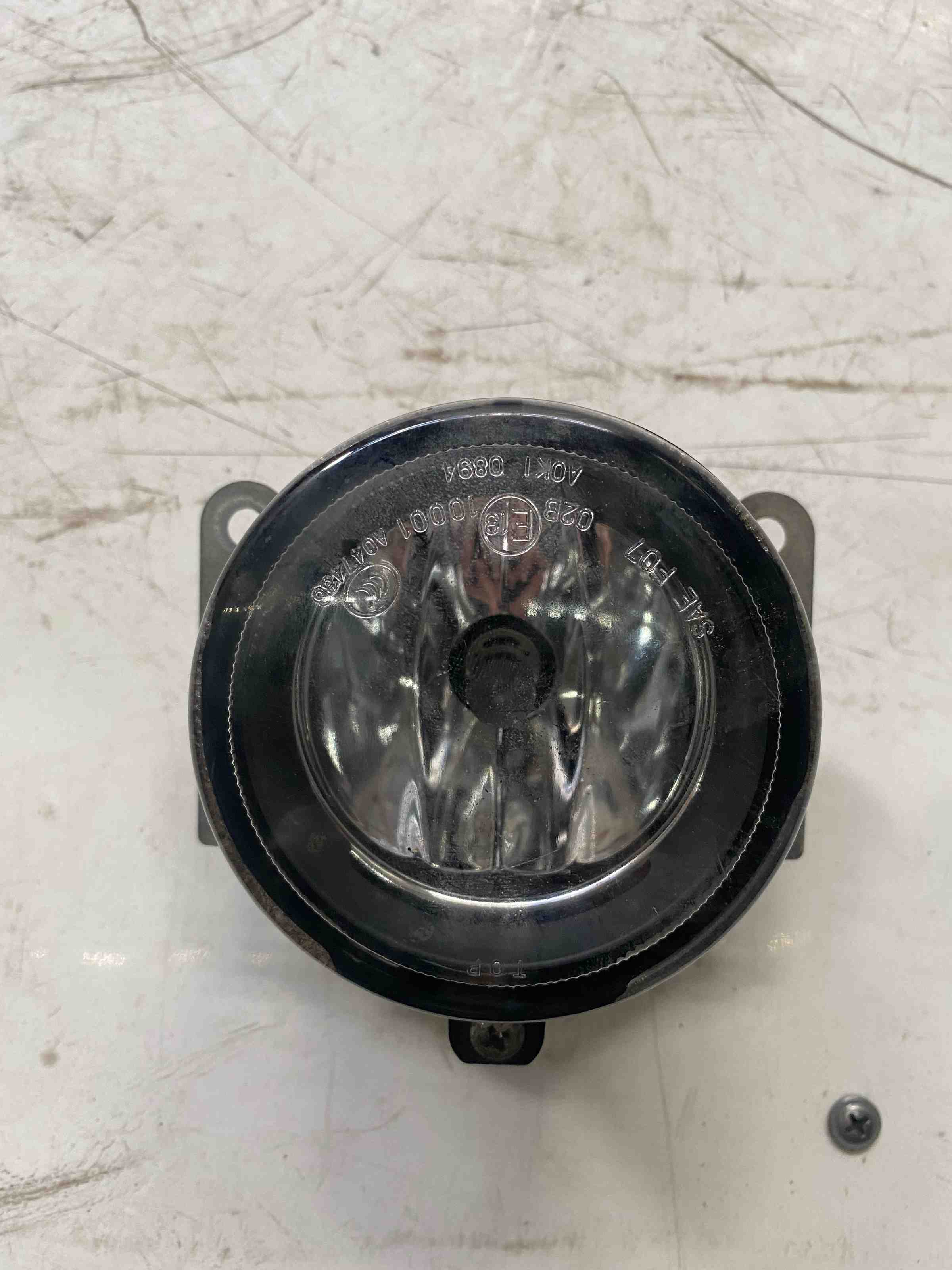 MITSUBISHI L200 4 generation (2006-2015) Противотуманка бампера передняя правая A0K10894 32403666
