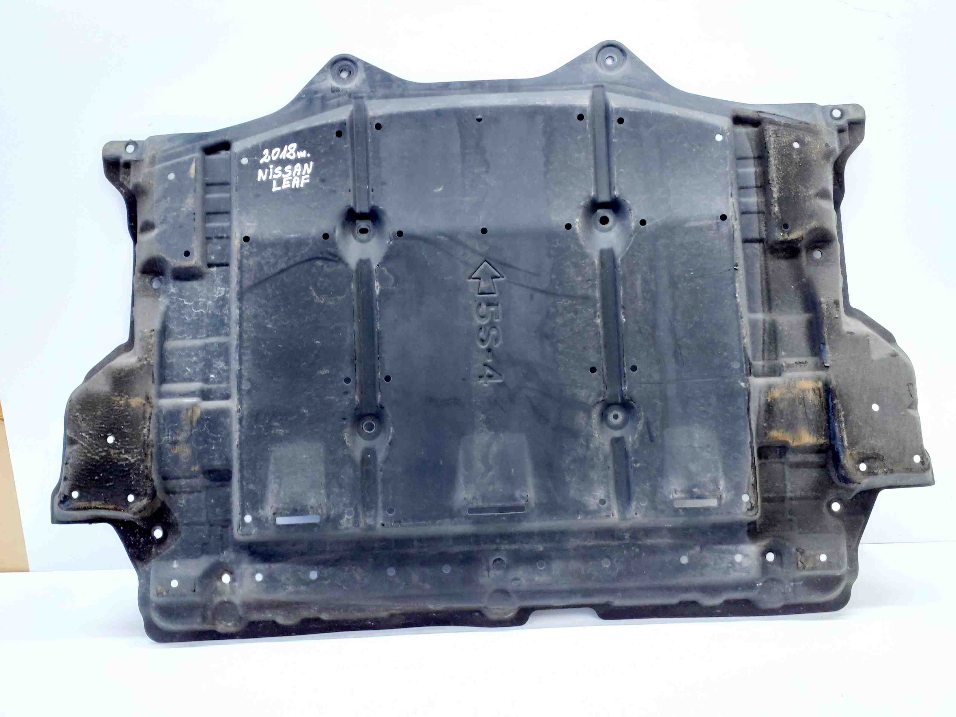 NISSAN Leaf 2 generation (2017-2023) Задняя средняя нижняя защита 748N35SK0A 32445493