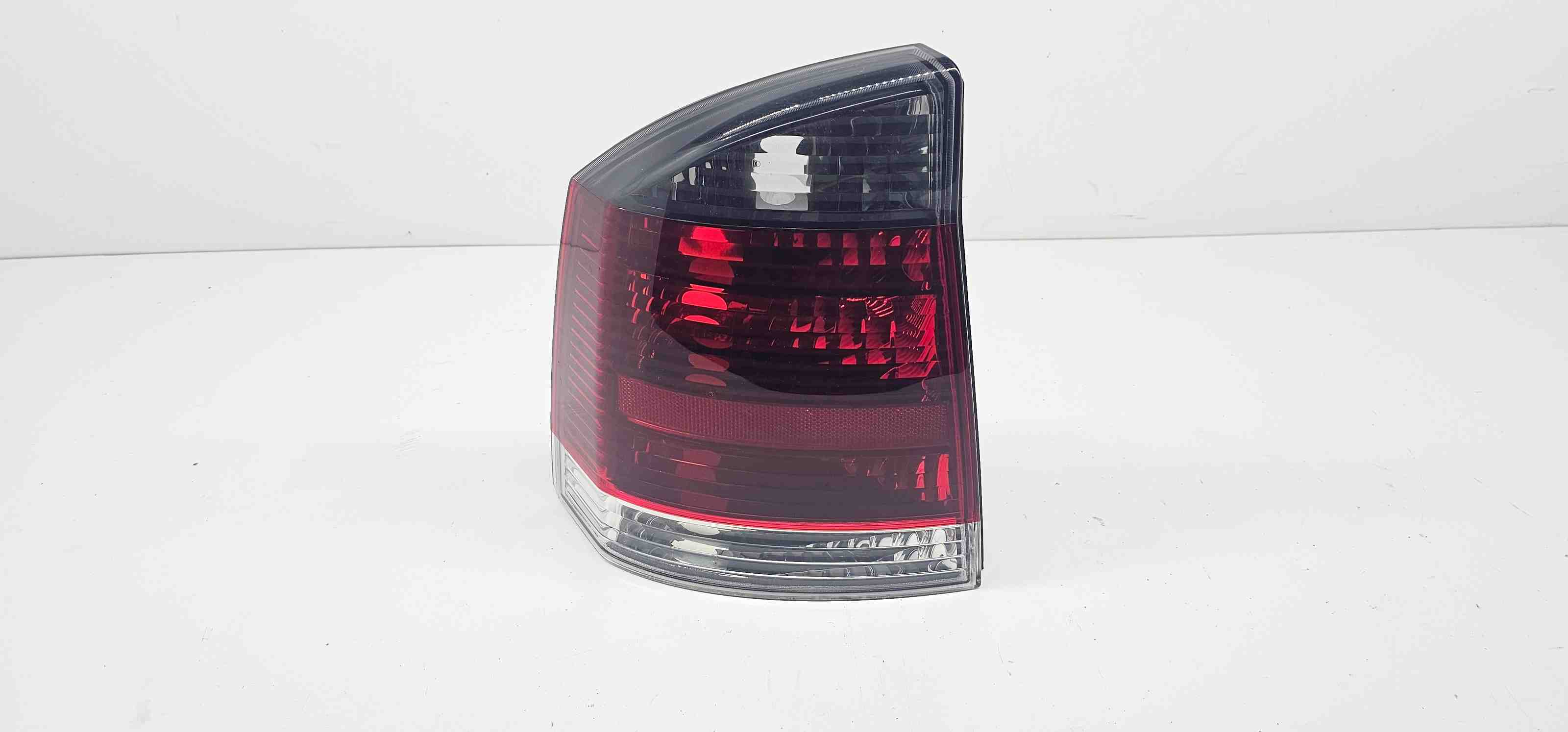 OPEL Vectra C (2002-2005) Фонарь задний левый 13157646,714098290495,LLD492,130645 32396231