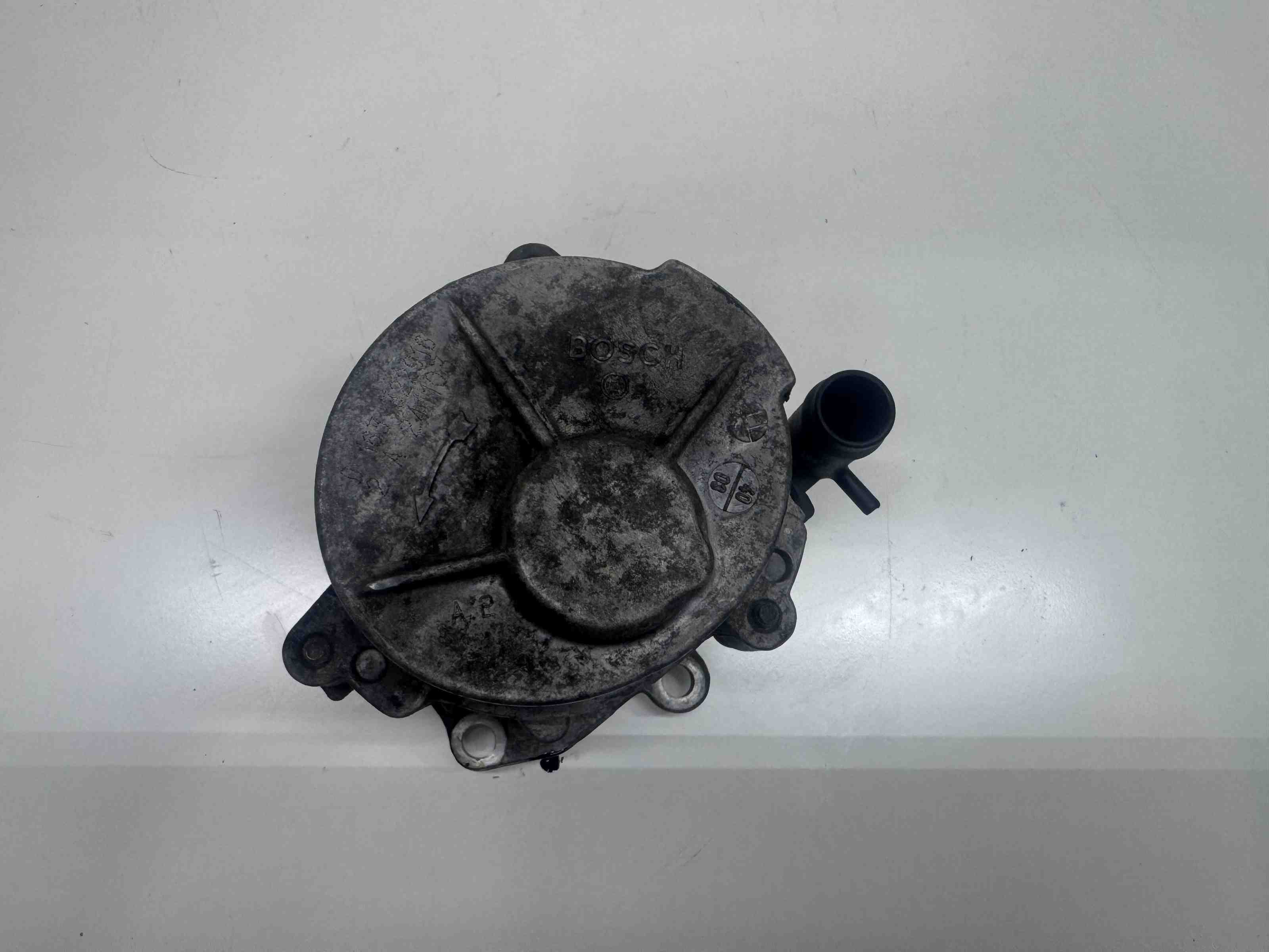 RENAULT Megane 2 generation (2002-2012) Vacuum Pump 0163322916 32410544