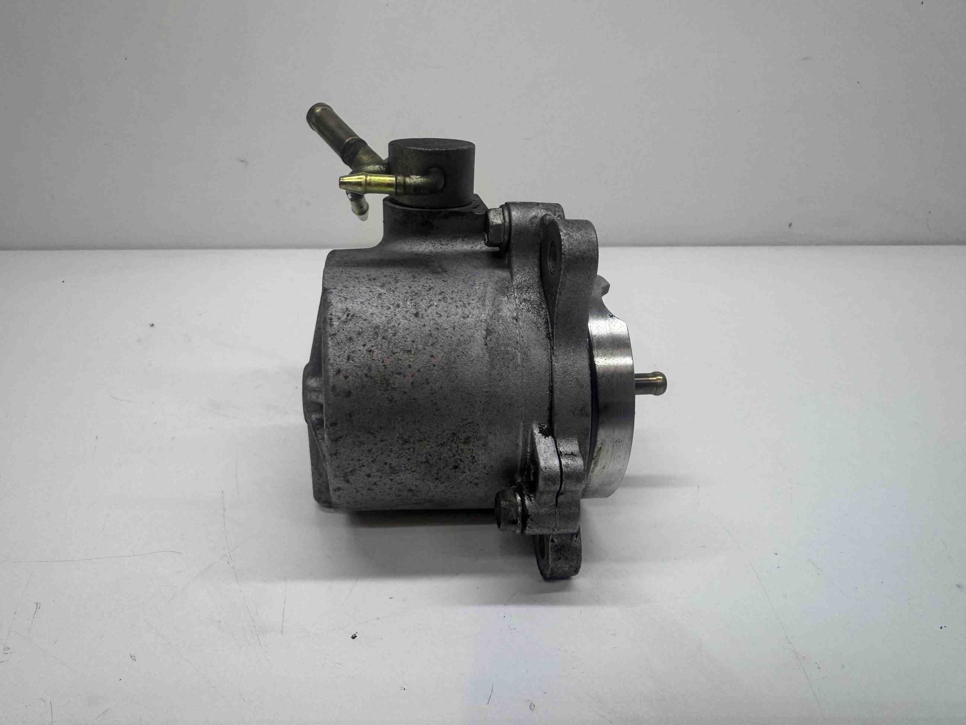 MAZDA 6 GG (2002-2007) vakumsūknis RF5C18G00 32410725