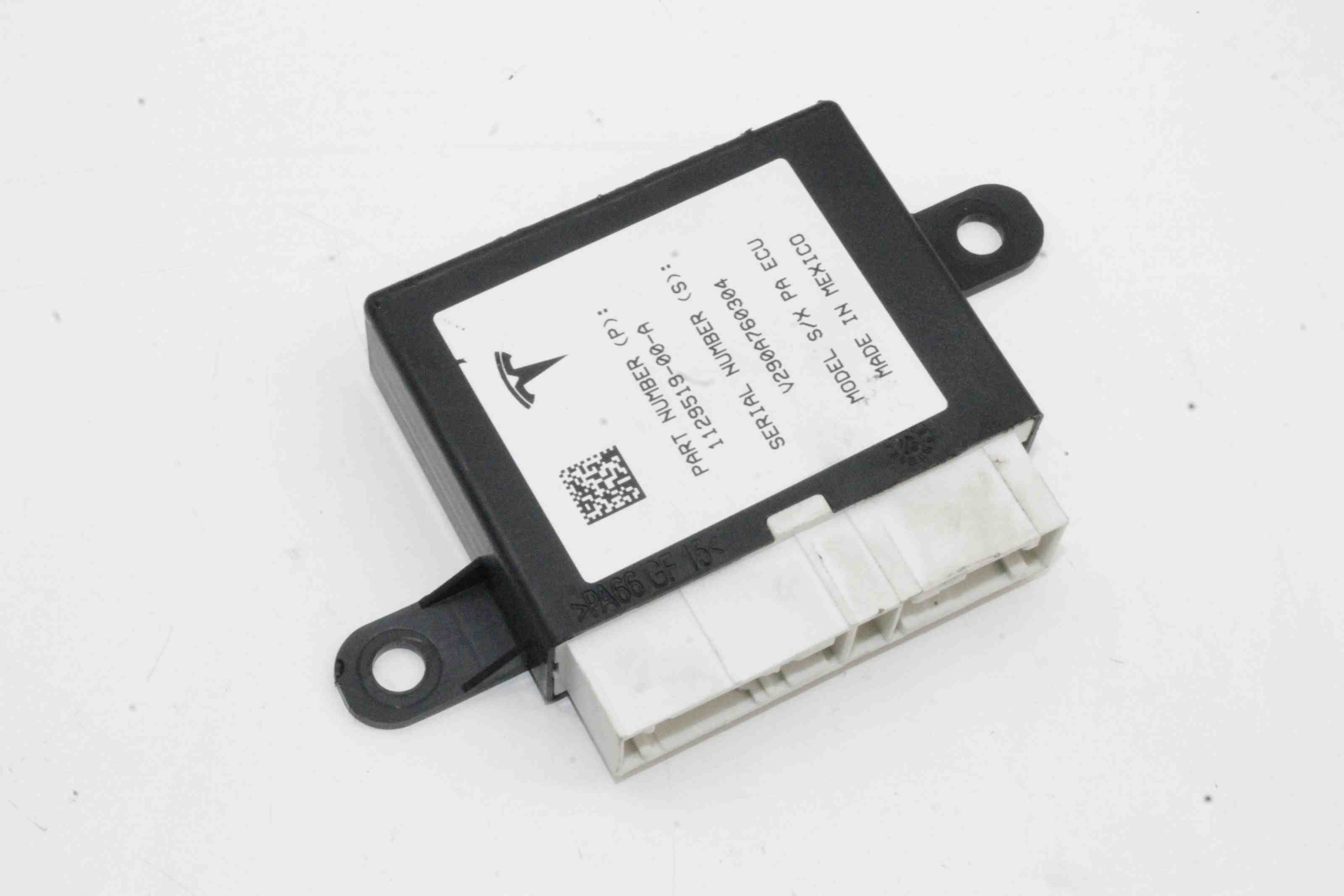 TESLA Model X 1 generation (2015-2024) Pārkingsensoru vadības bloks 1129519-00-A 32400051