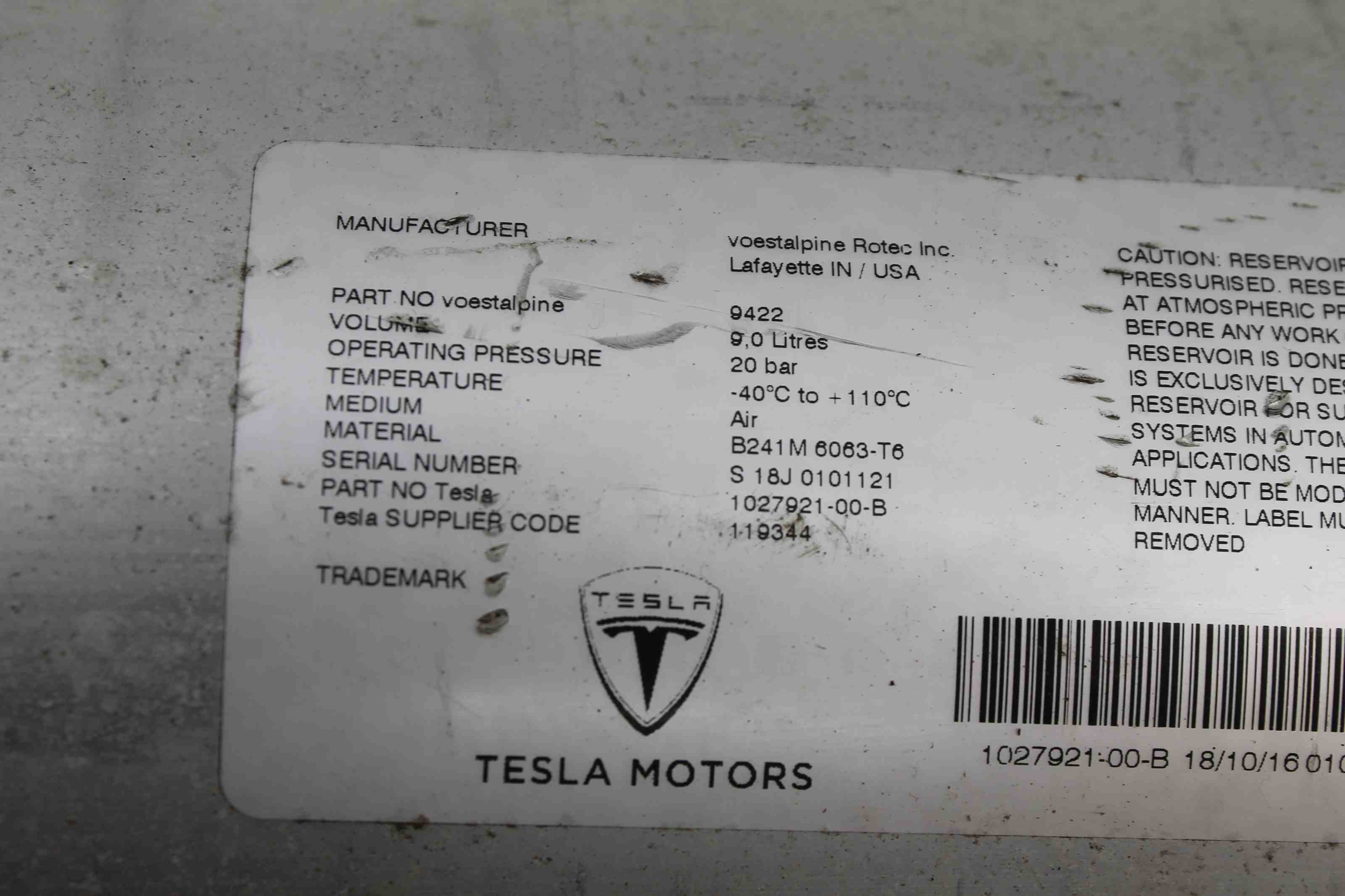 TESLA Model X 1 generation (2015-2024) Air reservoir 1027921-00-B 32400219