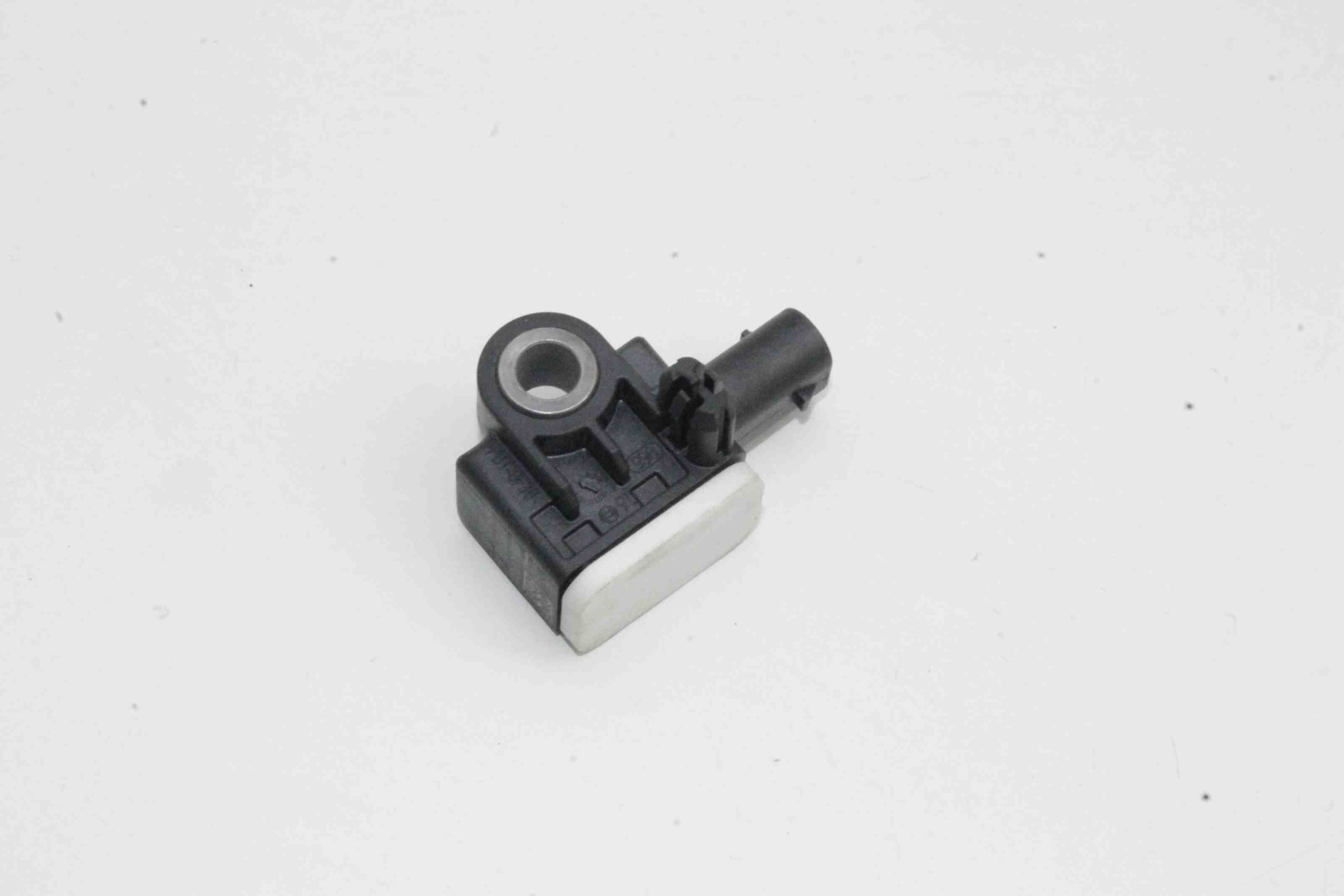 TESLA Model X 1 generation (2015-2024) 1060058-00-A 32400279