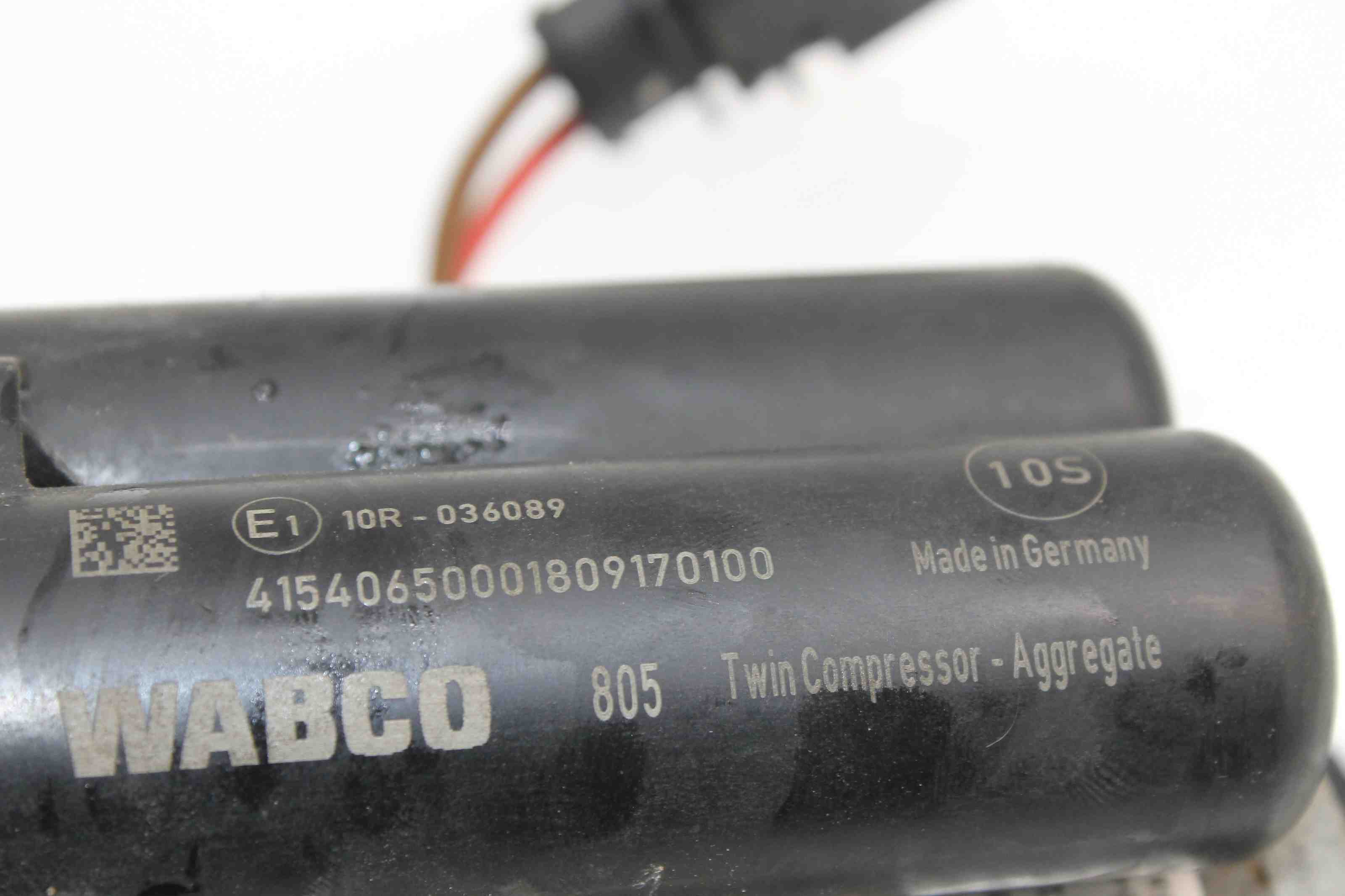 TESLA Model X 1 generation (2015-2024) Suspension Compressor 10R-036089 32402437