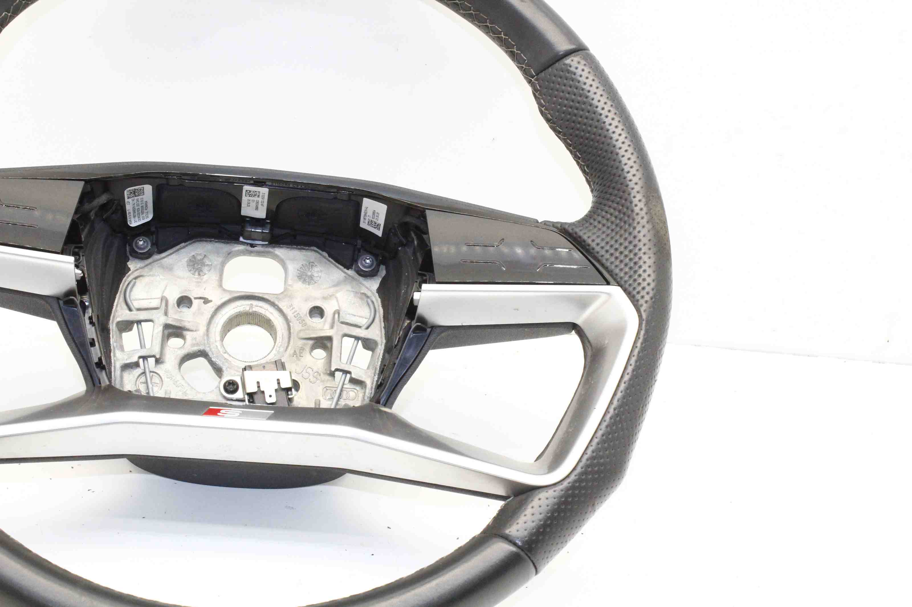 AUDI Q4 Sportback e-tron 1 generation (2021-2024) Steering Wheel 32414001