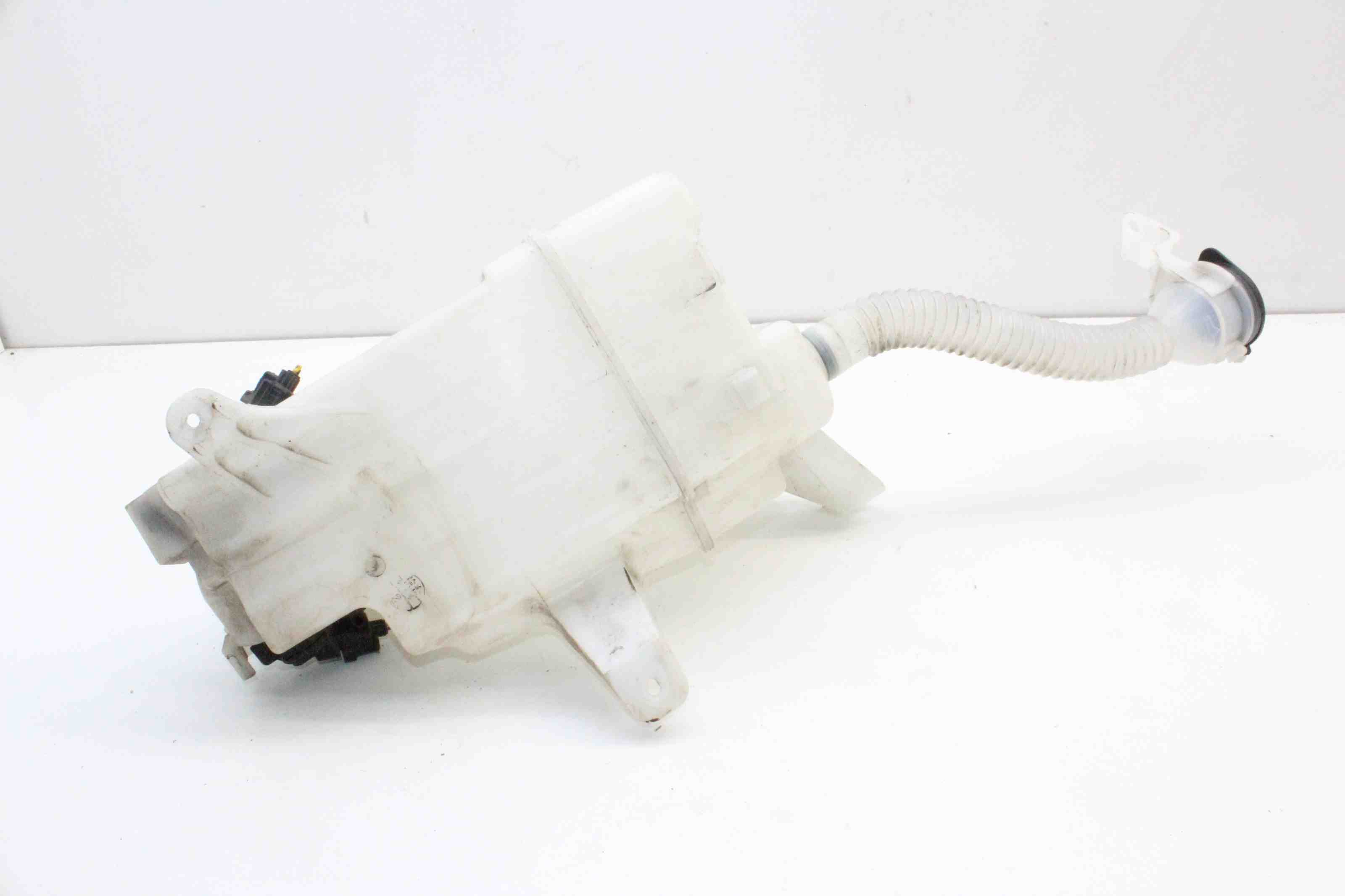 LEXUS NX 1 generation (2014-2021) Window Washer Tank 32431648