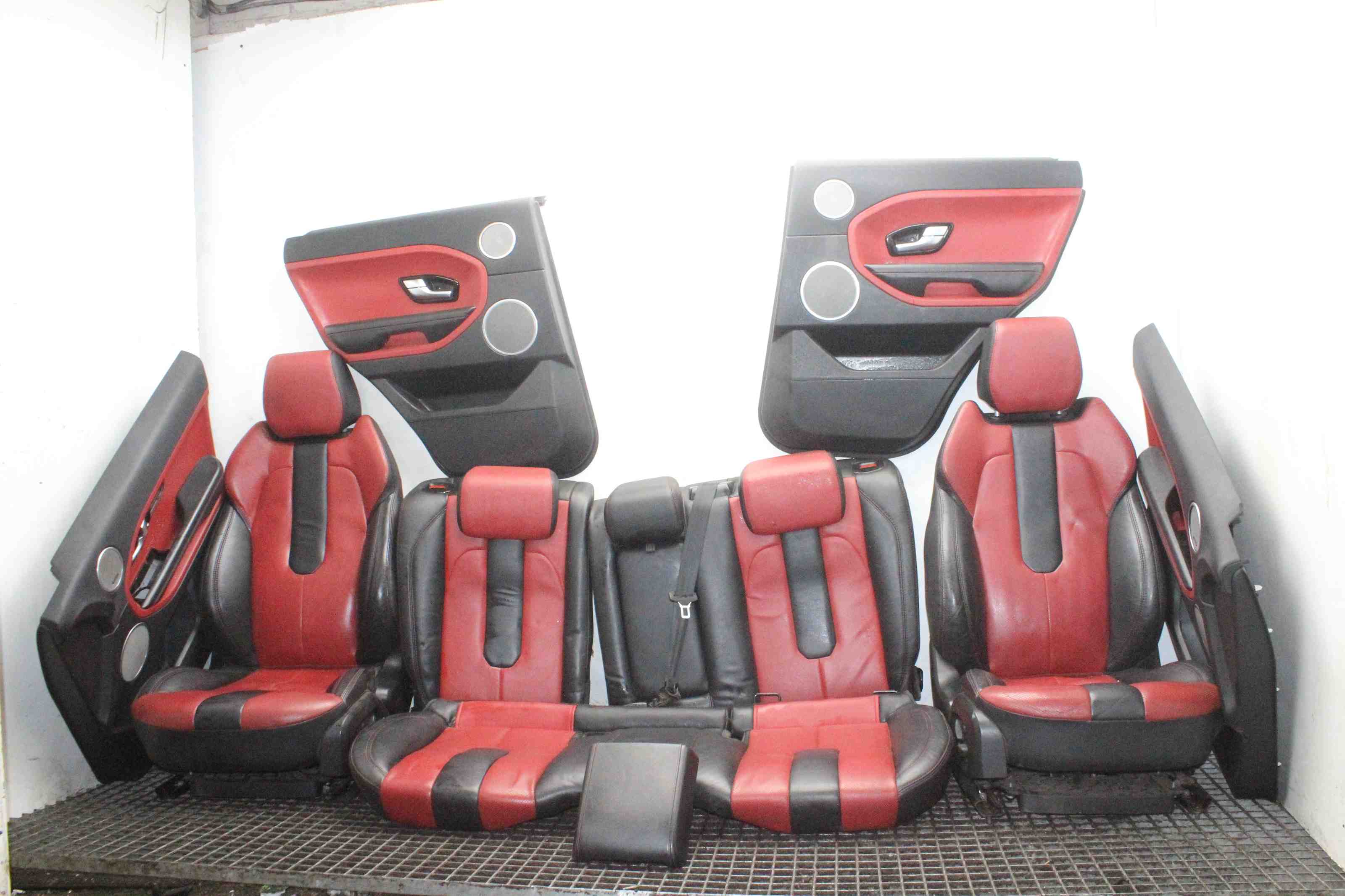 LAND ROVER Range Rover Evoque L538 (1 gen) (2011-2020) Внутренние сиденья с комплектом дверных карт 32462904