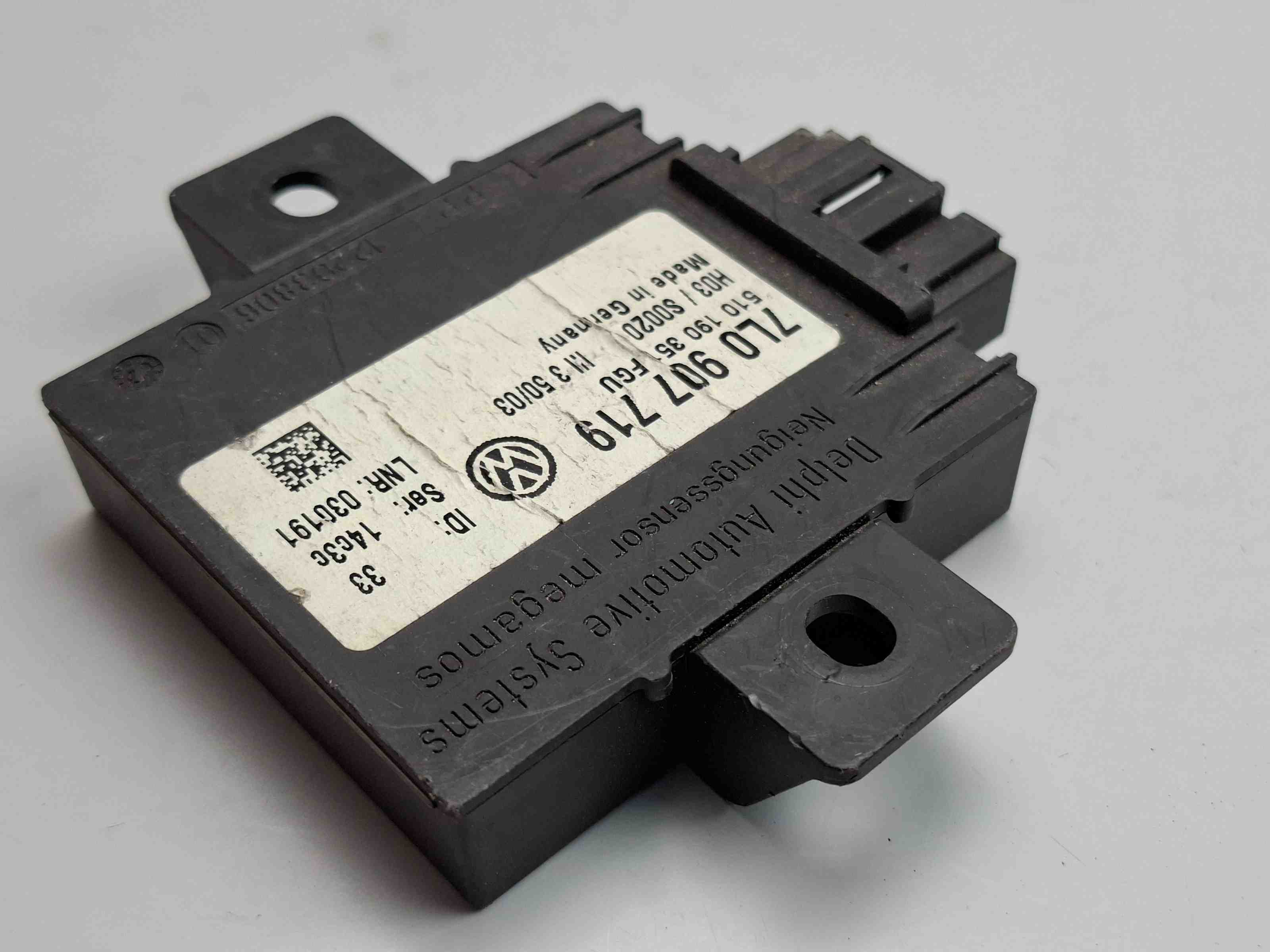 VOLKSWAGEN Phaeton 1 generation (2002-2016) Alarm Signal Control Unit 7L0907719 32395268