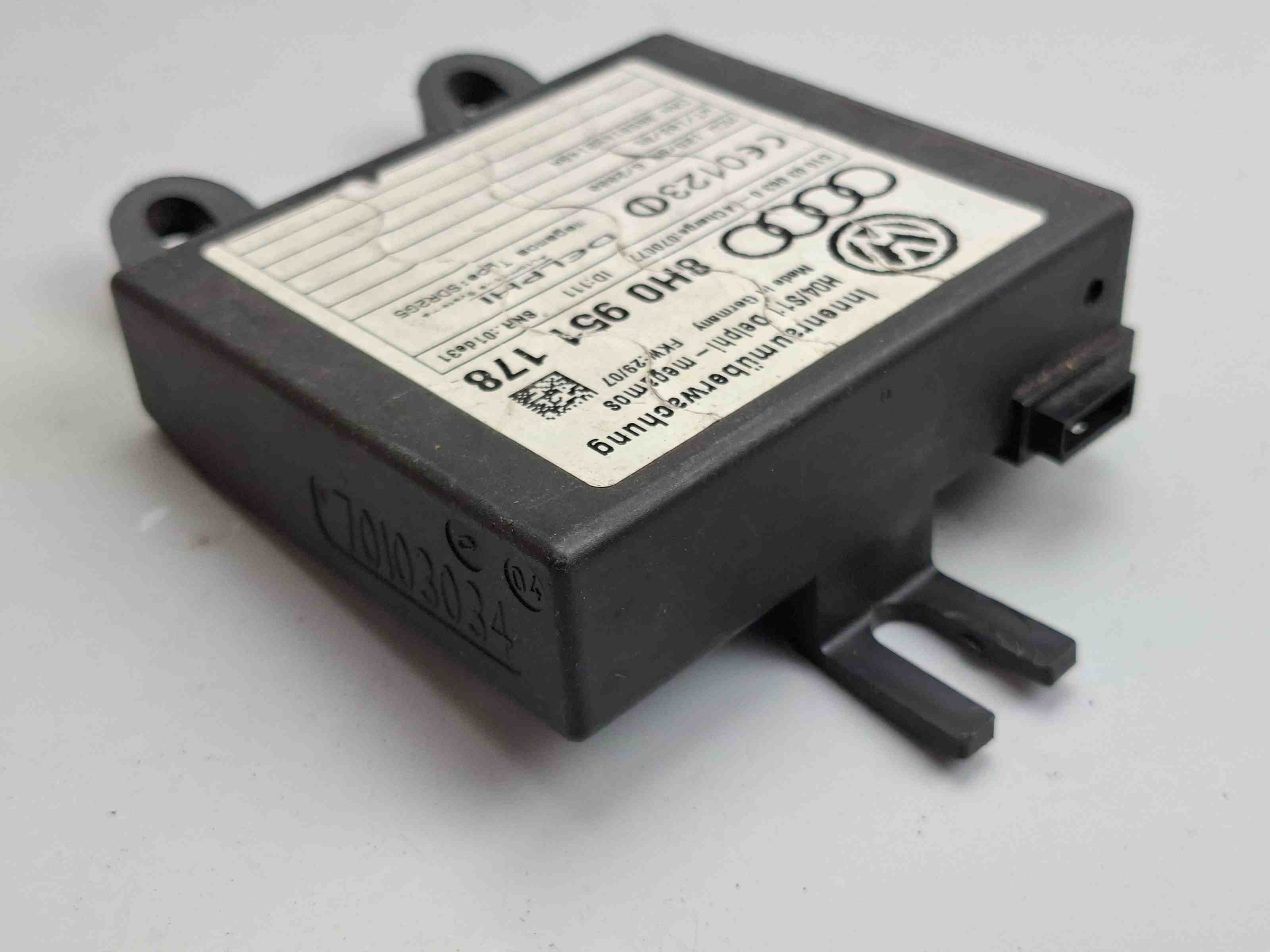 AUDI A4 B7/8E (2004-2008) Alarm Signal Control Unit 8H0951178 32395510