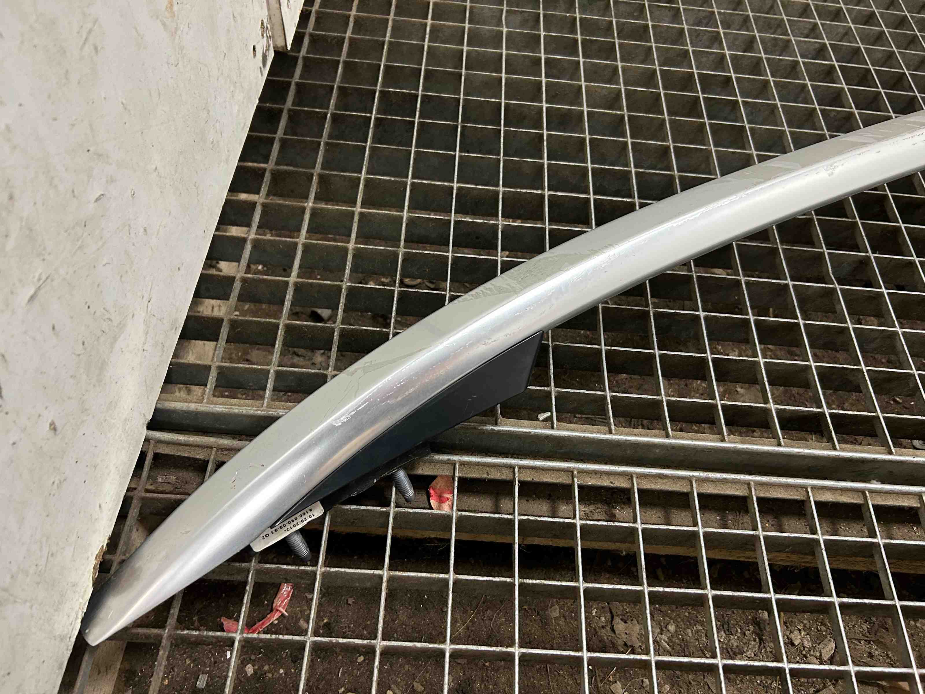 MERCEDES-BENZ GL-Class X166 (2012-2015) Kreisās puses jumta sliede A1668900993 32395190