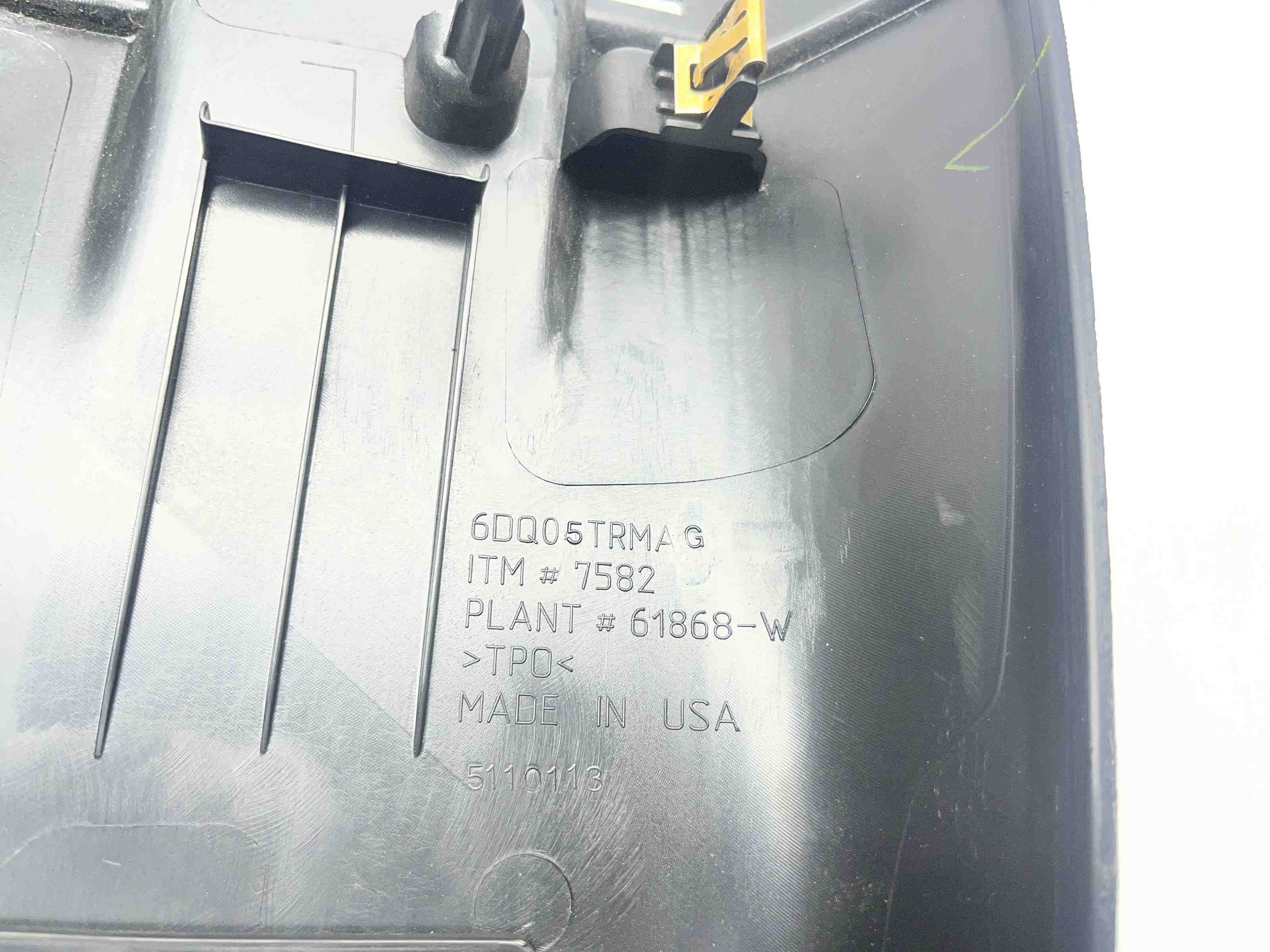 RAM Ram 4 generation (2008-2023) Pillar (middle) 6DQ05TRMAG,68312900AB 32396272
