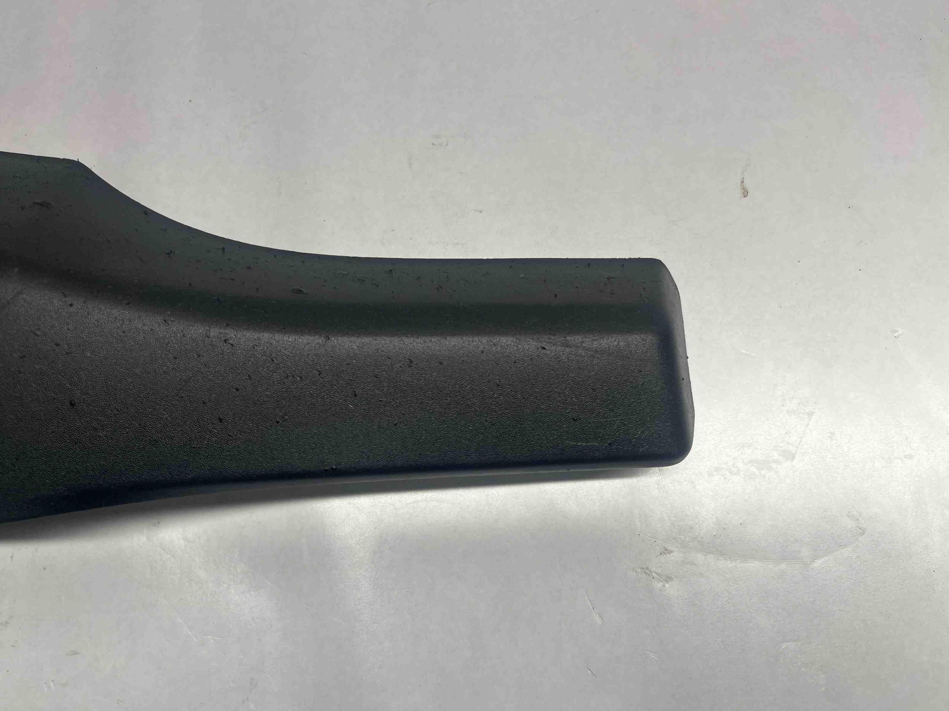 RAM Ram 4 generation (2008-2023) Rear Right Mudguard 68275918AB 32397015