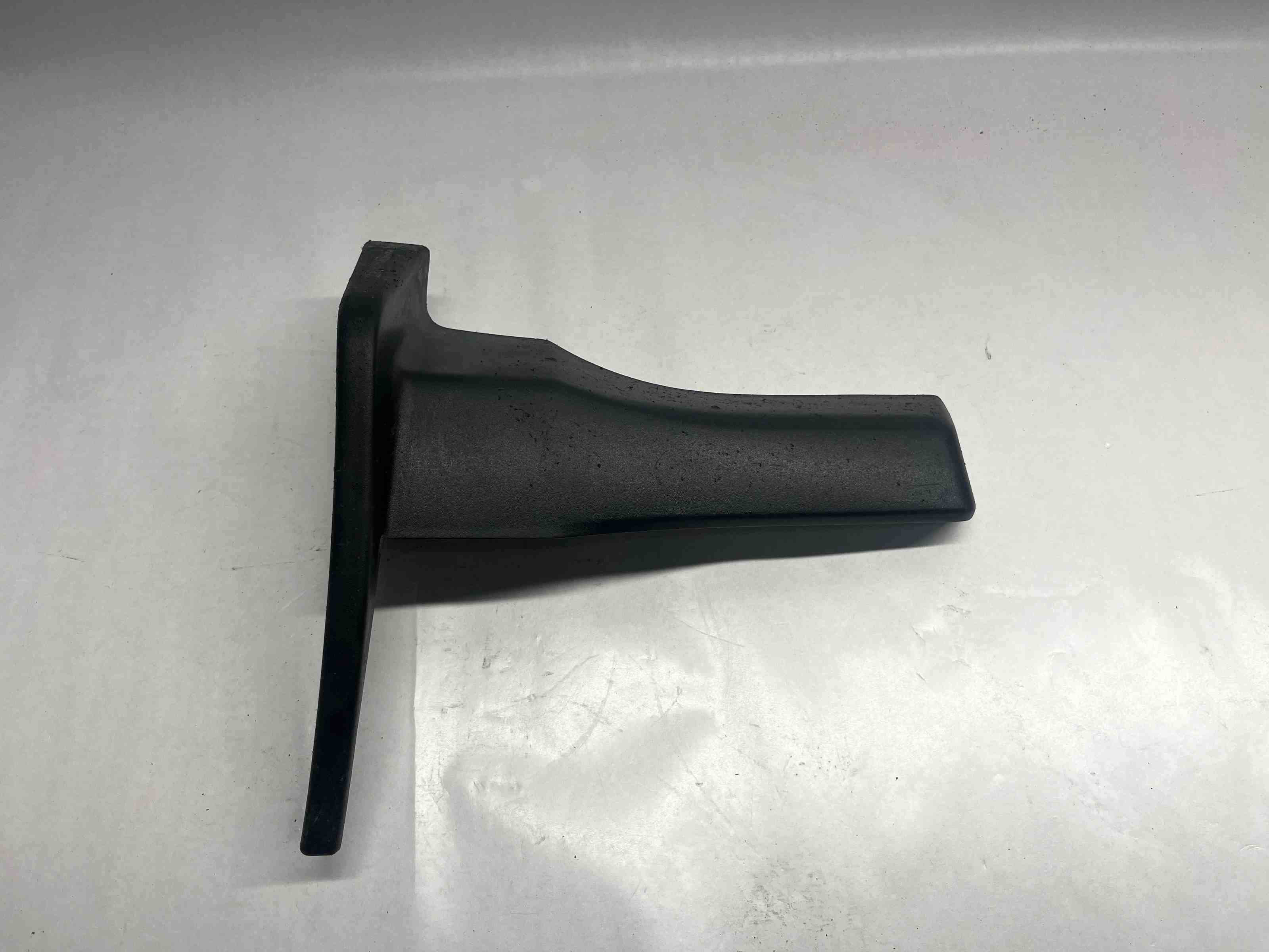 RAM Ram 4 generation (2008-2023) Rear Right Mudguard 68275918AB 32397015