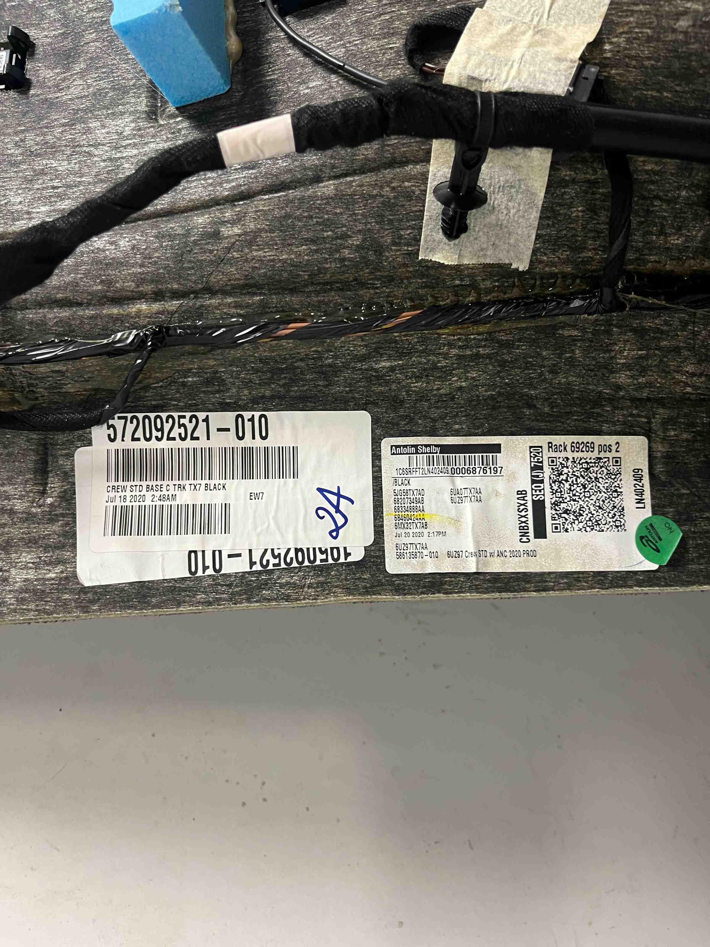 RAM Ram 4 generation (2008-2023) Roof Paneling 6UZ97TX7AA,68460424AA,P68460424AA 32403626