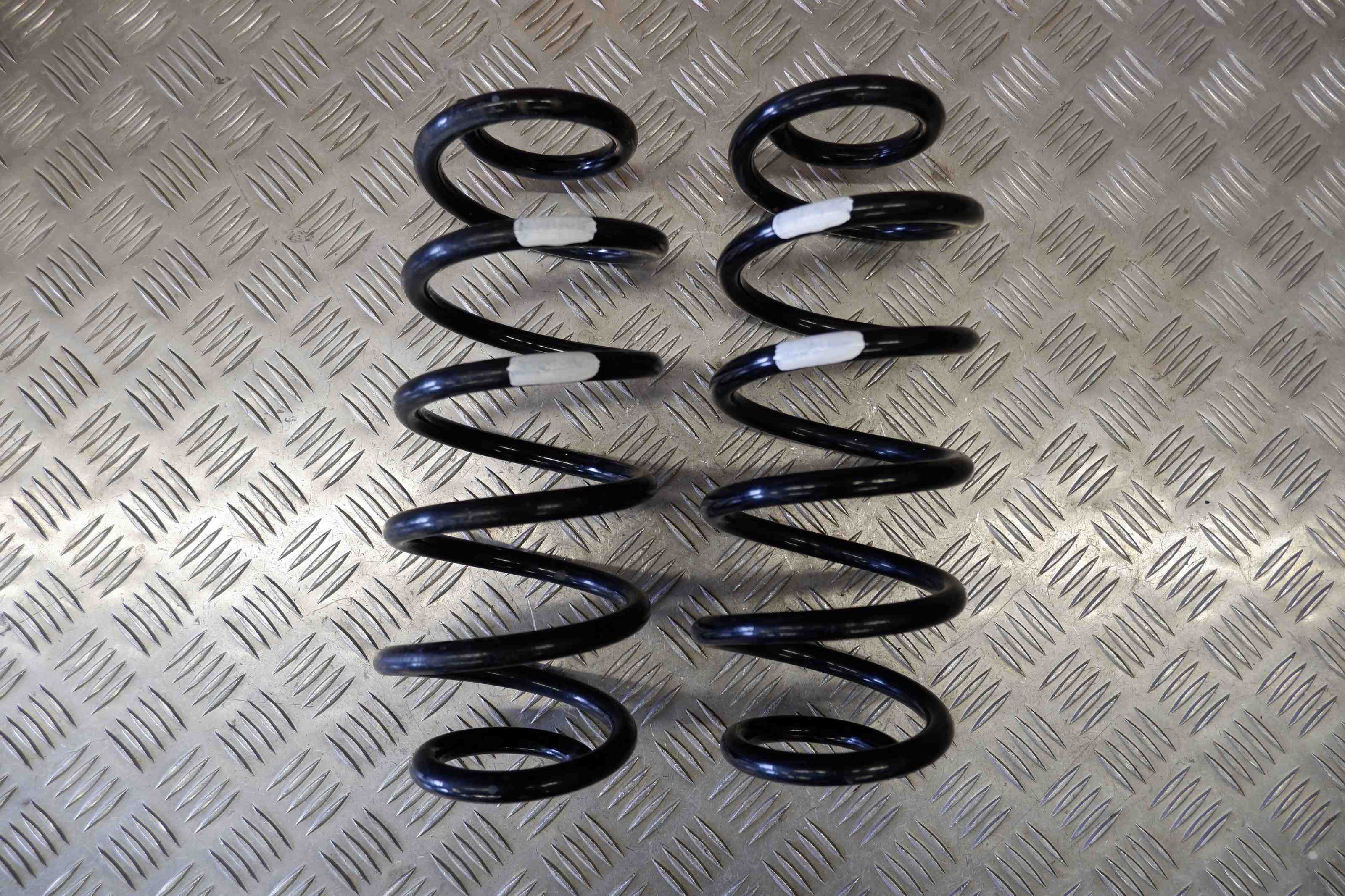TOYOTA Prius Plus 1 generation (2012-2020) Springs Set 48231-47280 26003360