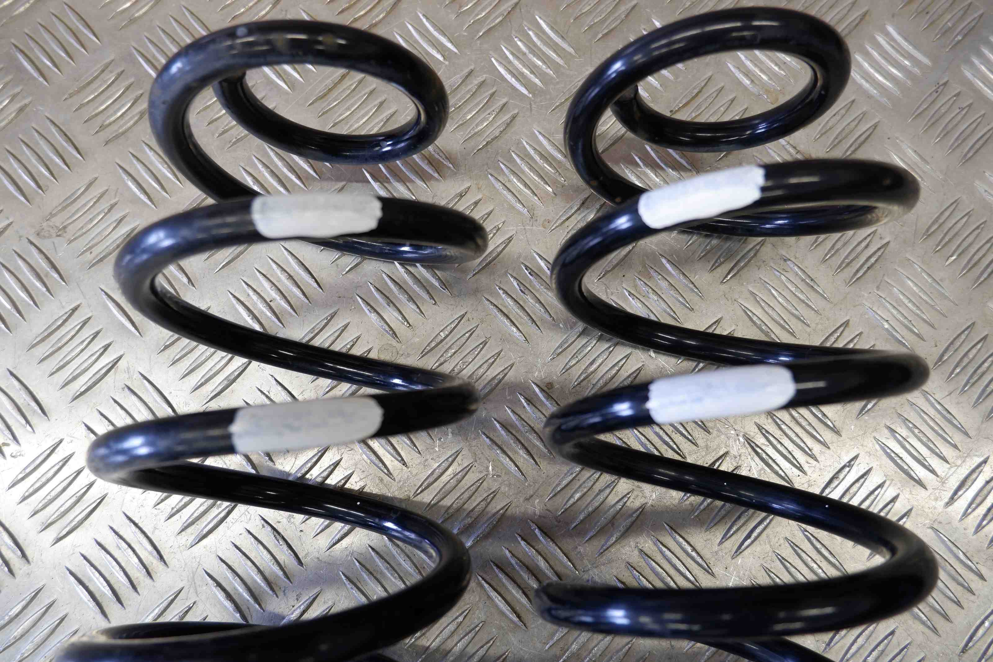 TOYOTA Prius Plus 1 generation (2012-2020) Springs Set 48231-47280 26003360