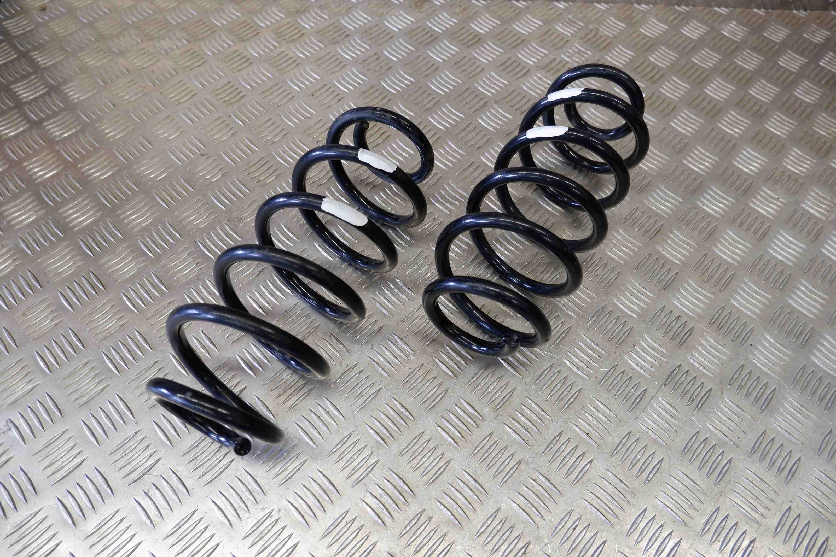 TOYOTA Prius Plus 1 generation (2012-2020) Springs Set 48231-47280 26003360