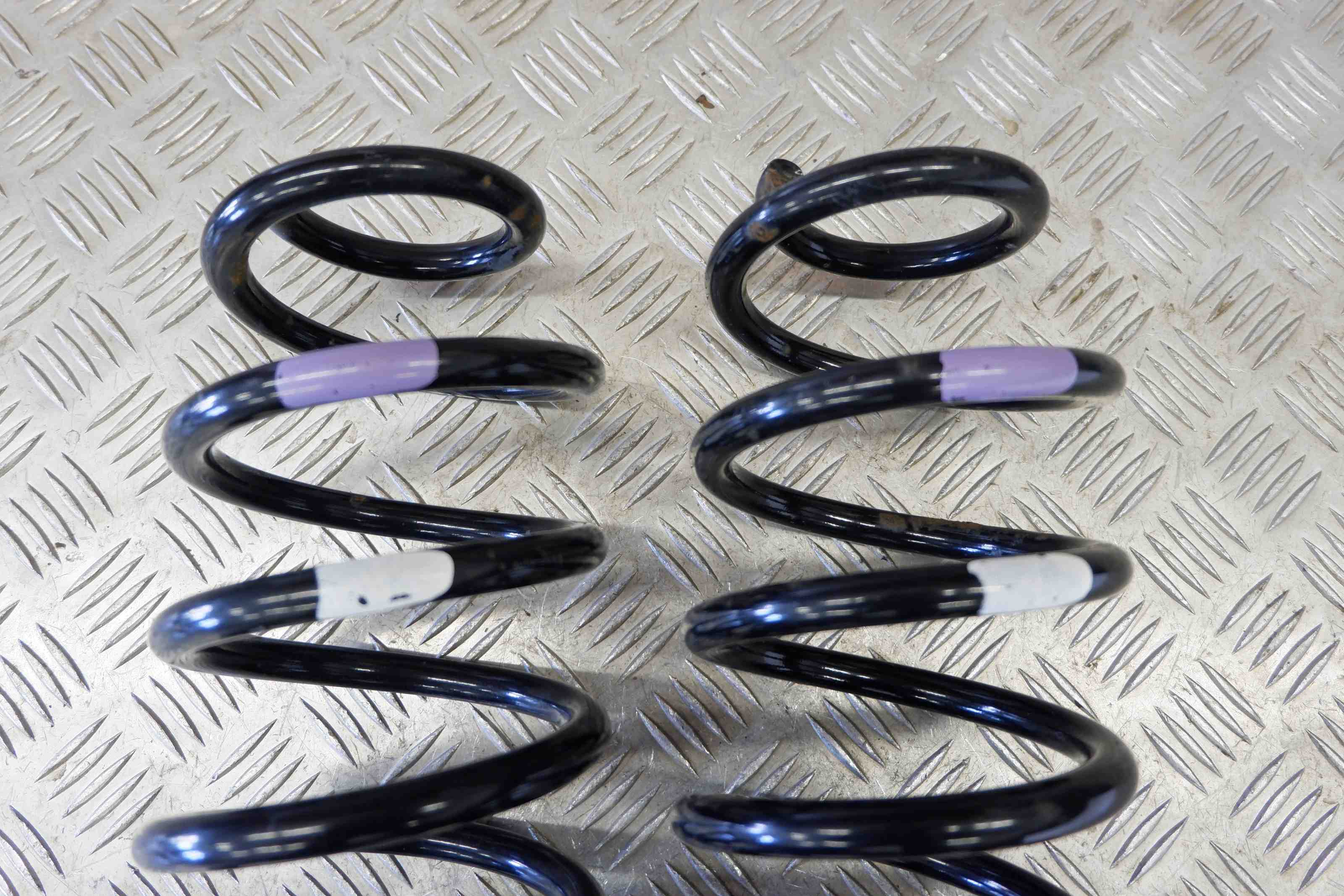 TOYOTA Prius Plus 1 generation (2012-2020) Springs Set 48231-47280 30131299