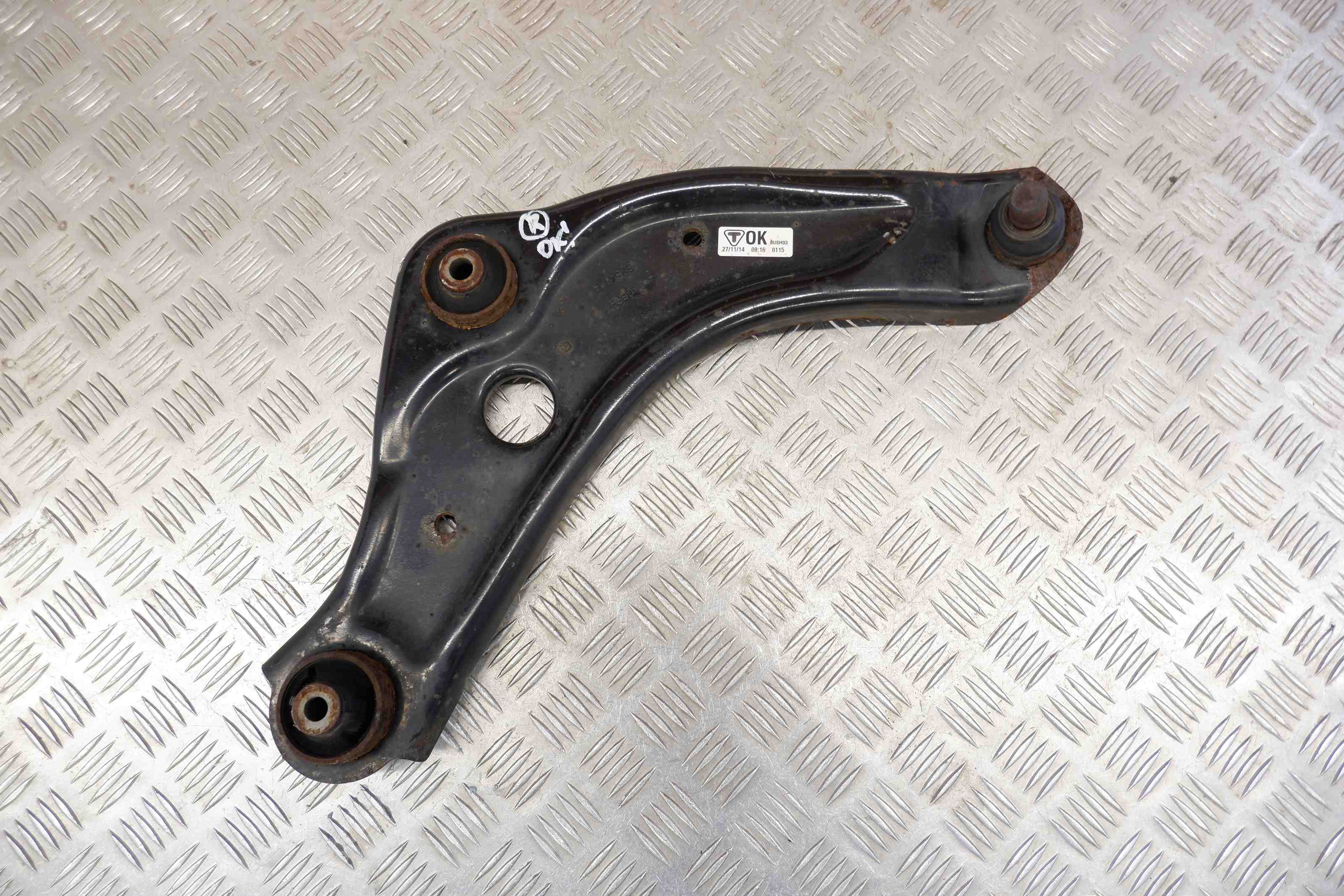 NISSAN Qashqai 2 generation (2013-2023) Нижний рычаг передний правый 54500-4EA0B 32397615