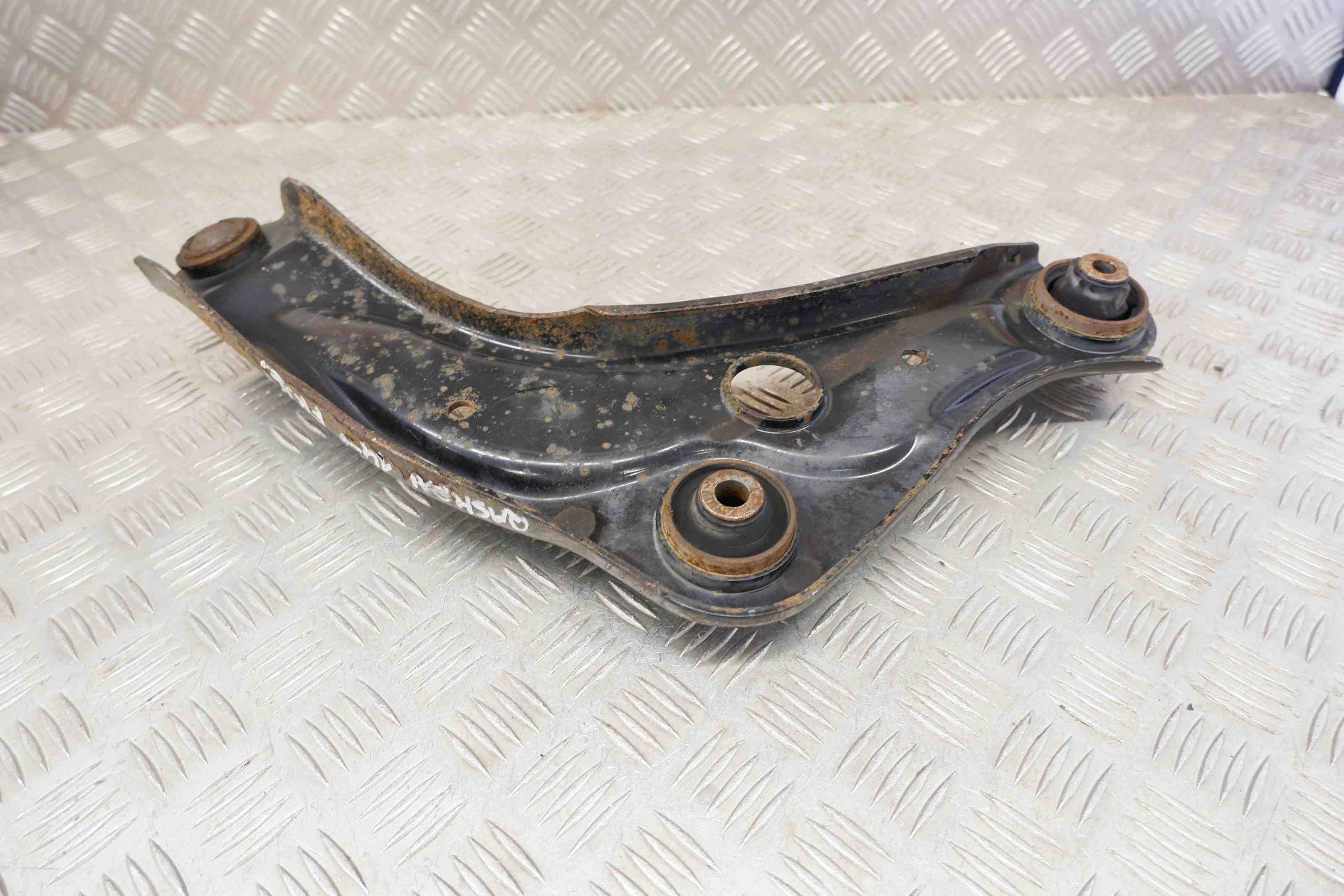 NISSAN Qashqai 2 generation (2013-2023) Front Left Arm 54501-4EA0B 32397825