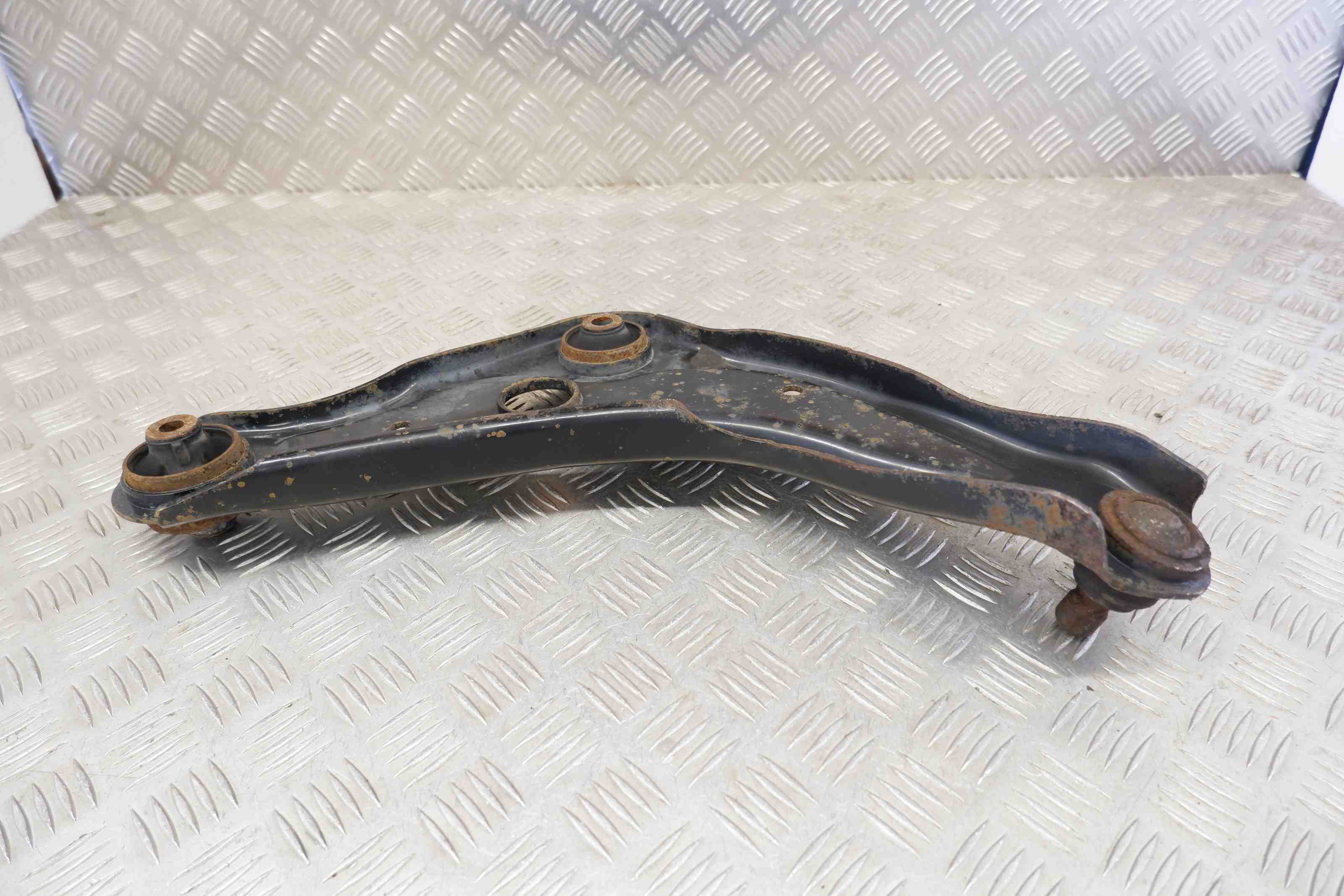 NISSAN Qashqai 2 generation (2013-2023) Front Left Arm 54501-4EA0B 32397825