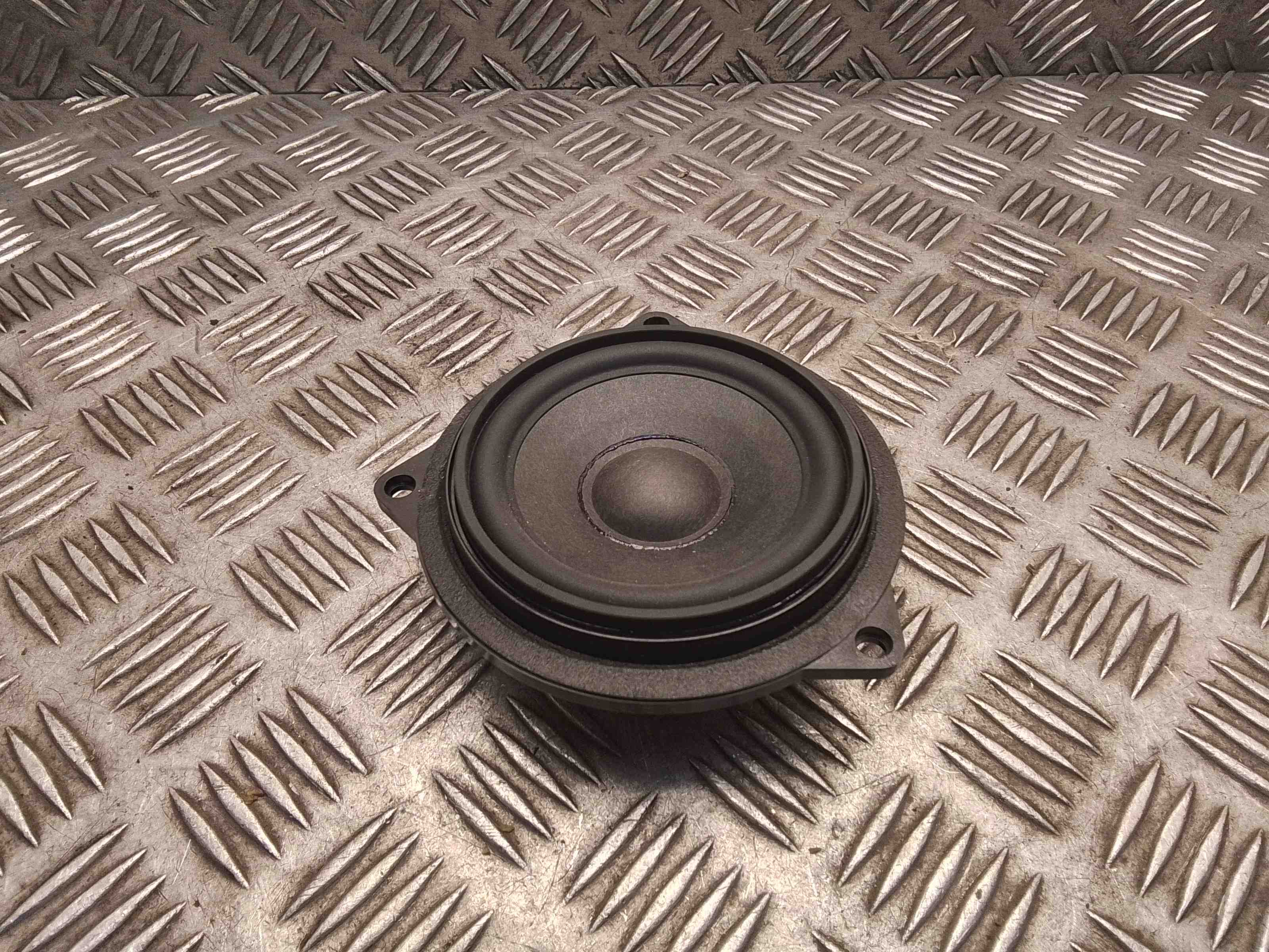 BMW 5 Series F10/F11 (2009-2017) Front Left Door Loudspeaker 9175697,65139175697,917569702,6513917569702 32395012