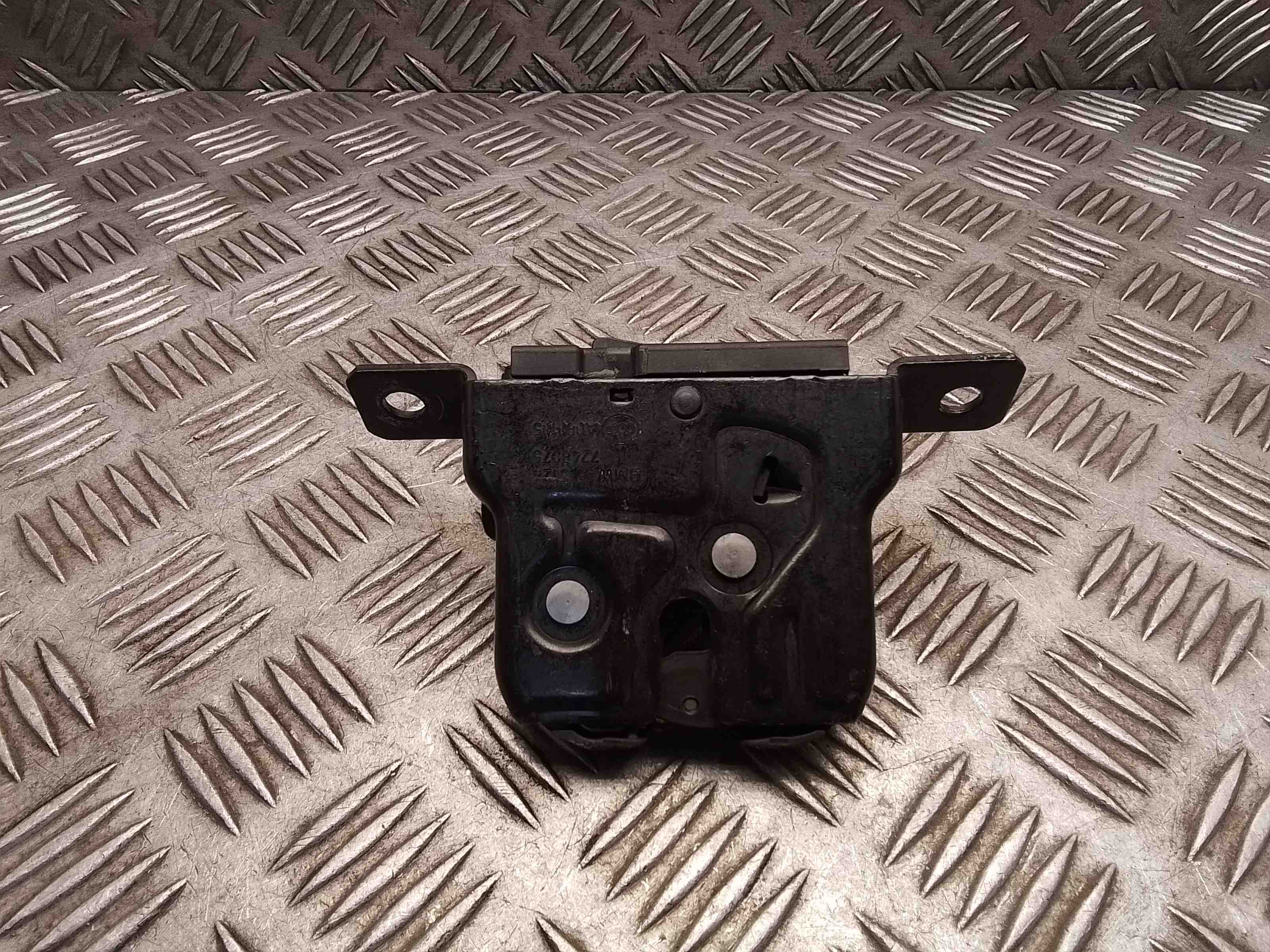 BMW 1 Series F20/F21 (2011-2020) Замок крышки багажника 7248075 32442724