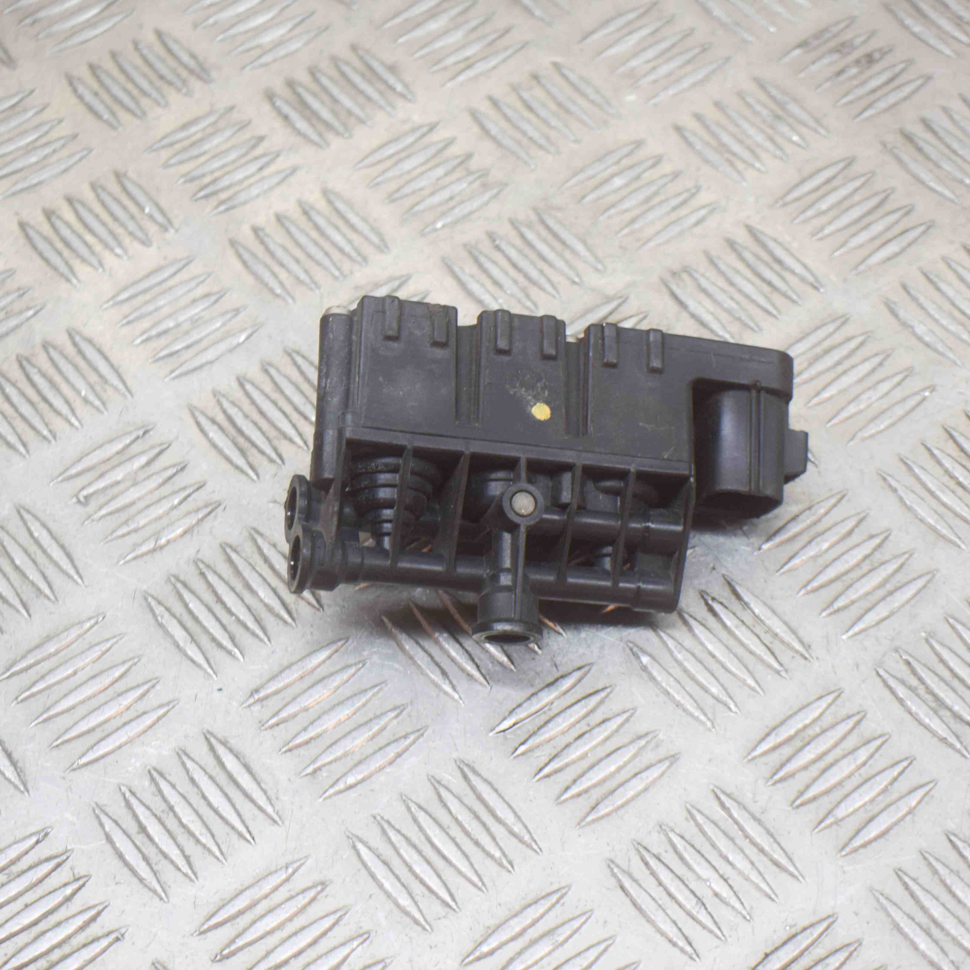 LAND ROVER Discovery 4 generation (2009-2016) Air Suspension Control Unit RVH000095 13375581
