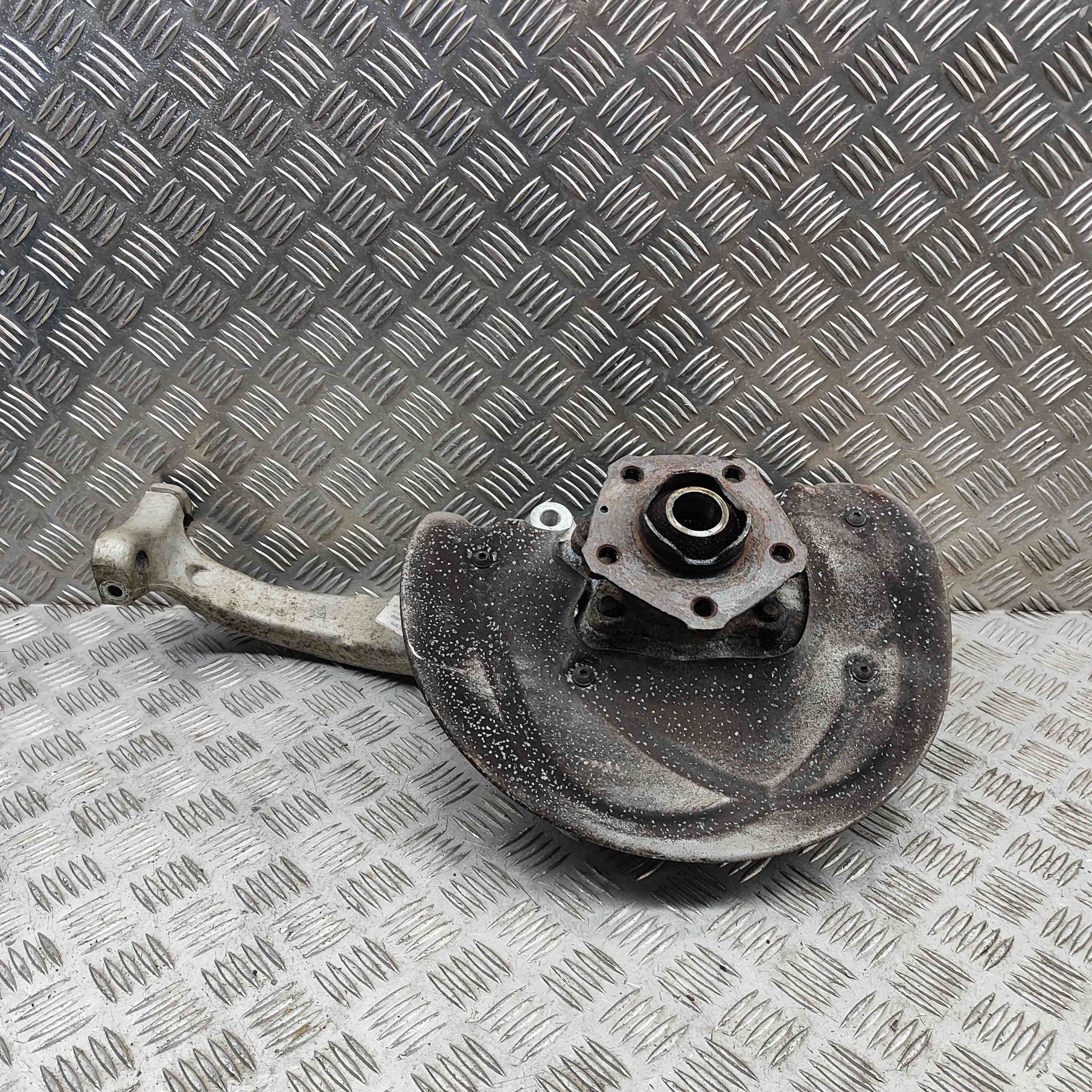 AUDI Q5 FY (2016-2024) Front Left Wheel Hub 80A407559 22652295