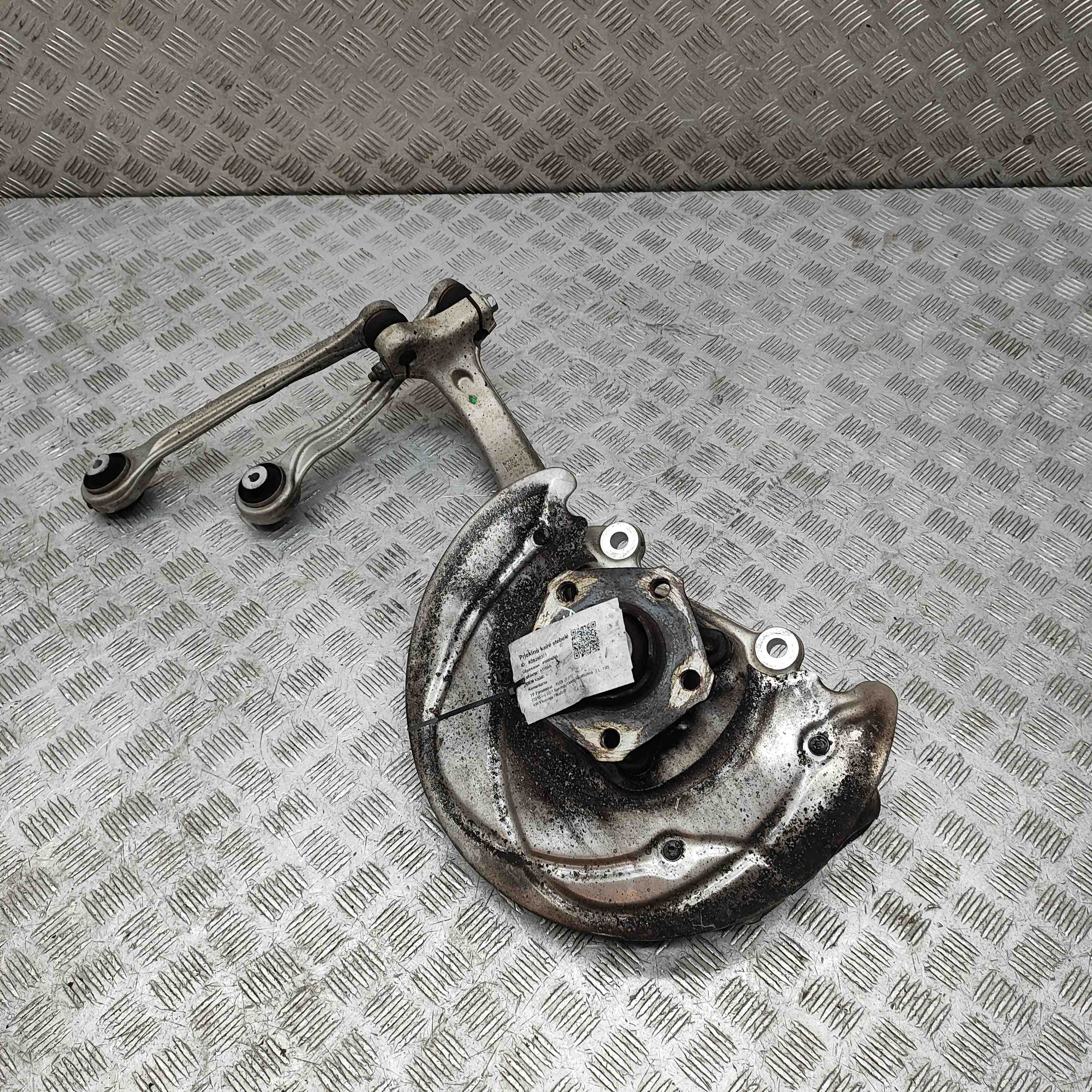 AUDI Q5 FY (2016-2024) Front Left Wheel Hub 80A407559 28280371