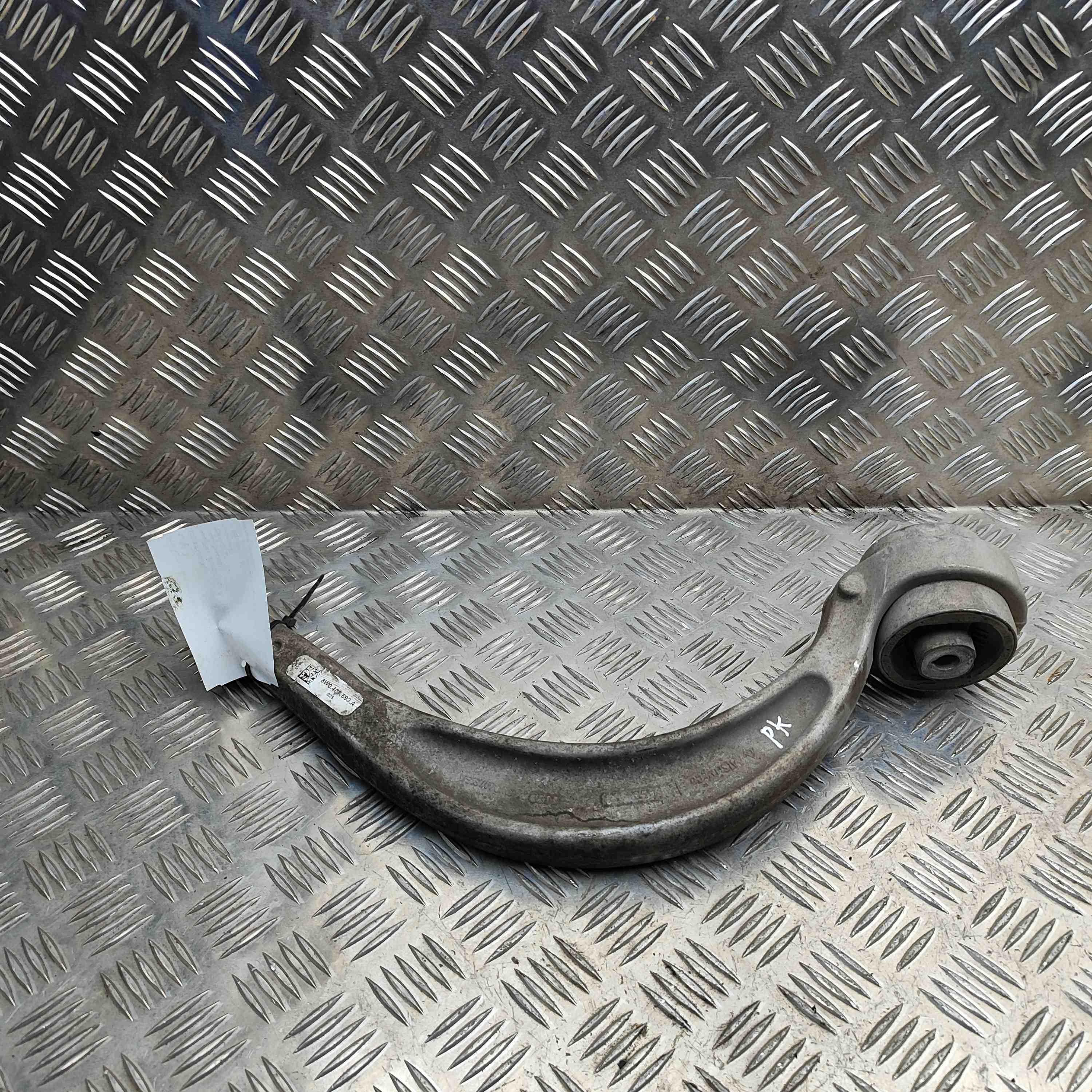 AUDI A5 F5 (2016-2024) Front left curved fork 8W0407693A 31888506
