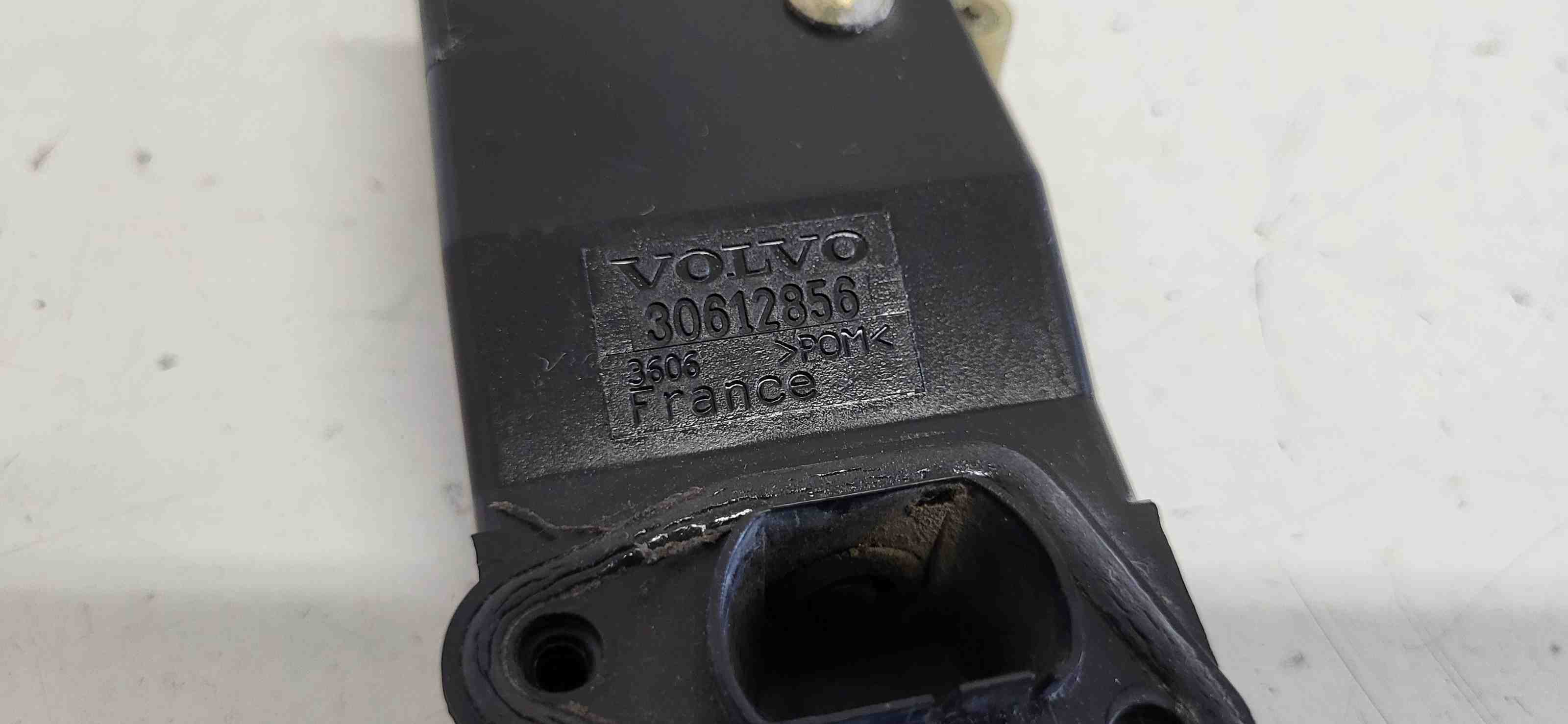 VOLVO V70 3 generation (2007-2020) Degvielas tvertnes vāciņa bloķēšana 30612856 32398092