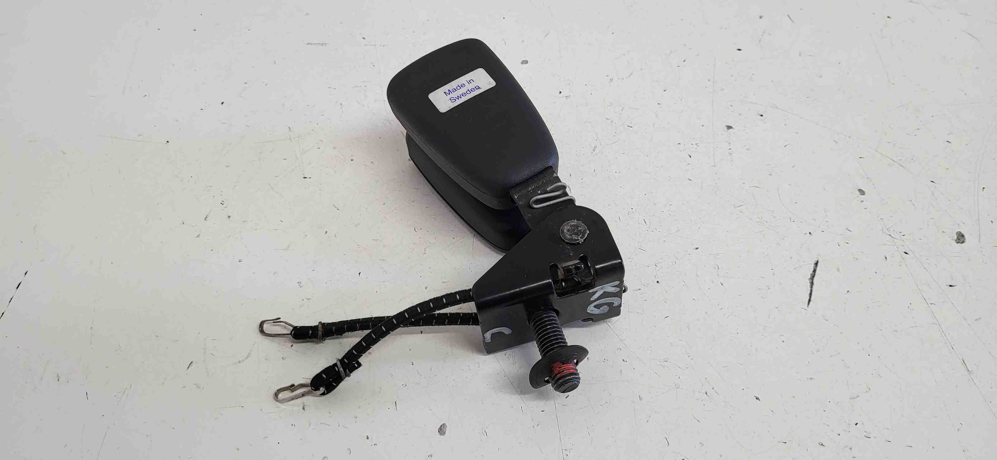 VOLVO V70 3 generation (2007-2020) Aizmugurējā kreisā sēdekļa sprādze 30780519 32398111