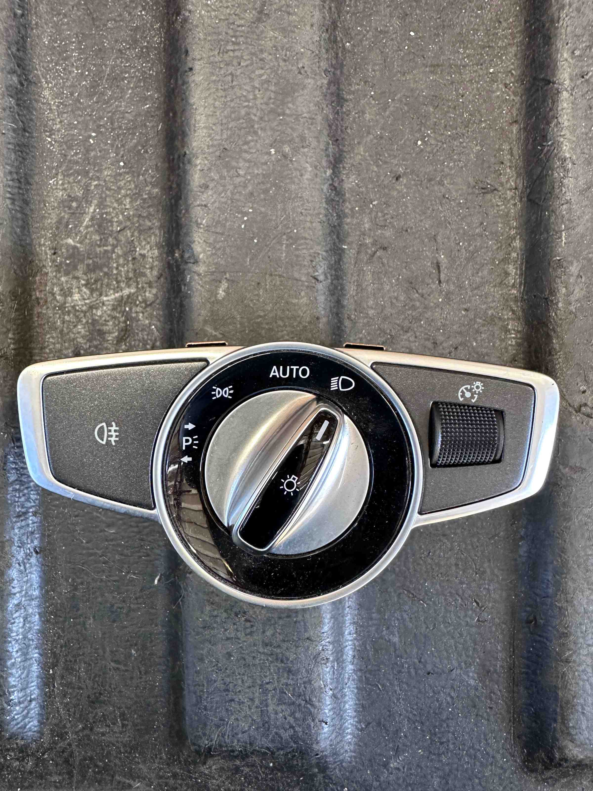 MERCEDES-BENZ S-Class W222/C217/A217 (2013-2020) Ajovalojen kytkimen ohjausyksikkö A2229055508 32462867