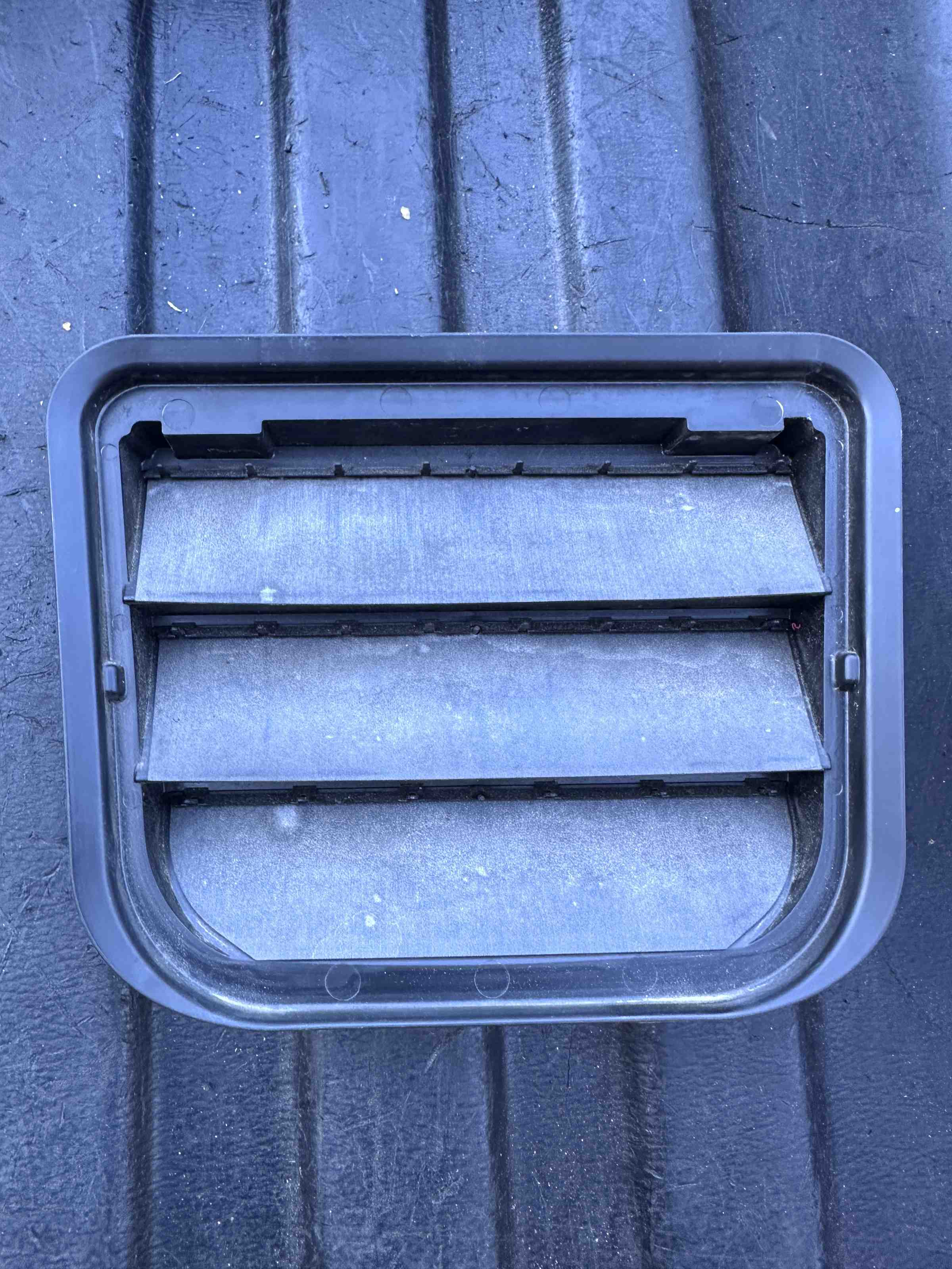 VOLVO S90 2 generation (2016-2023) Body Ventilation Grilles 31369380 32568255