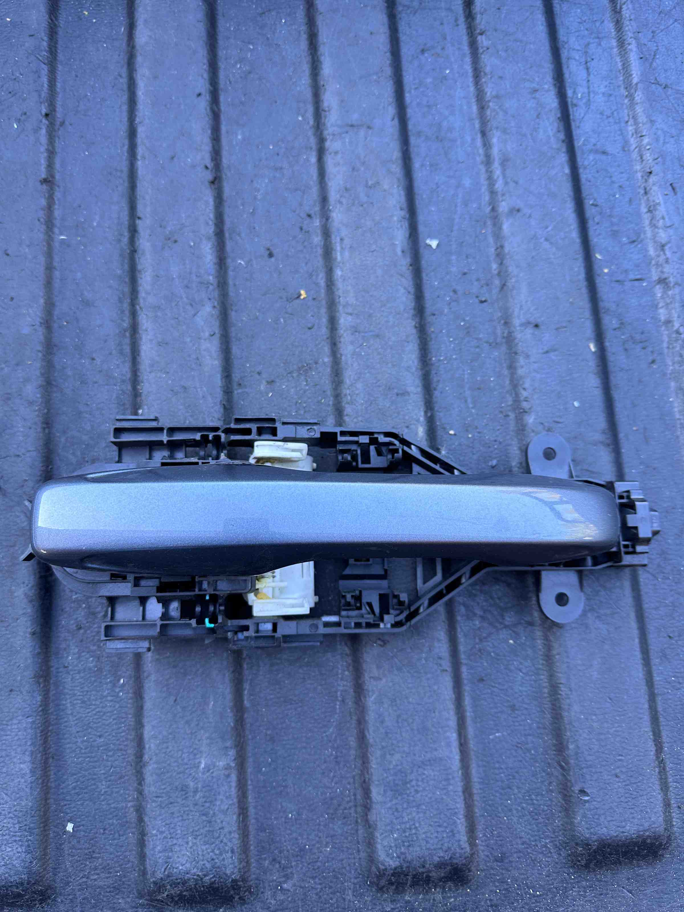 VOLVO S90 2 generation (2016-2023) Rear right door outer handle 31378253,31378254,1807173,31378249 32568269