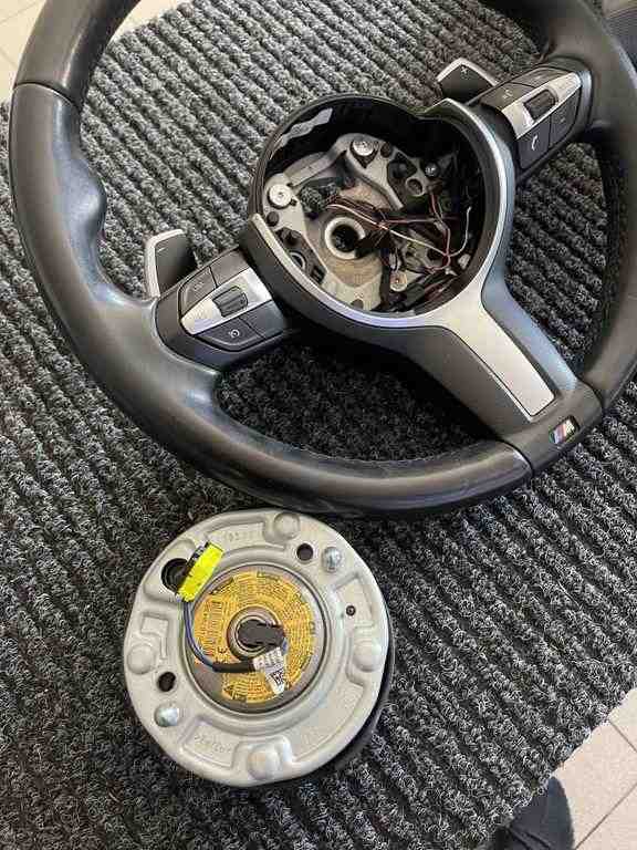BMW X5 F15 (2013-2018) Steering Wheel 32413350