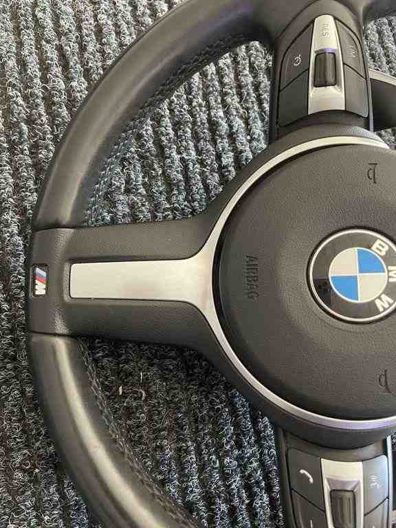 BMW X5 F15 (2013-2018) Steering Wheel 32413350