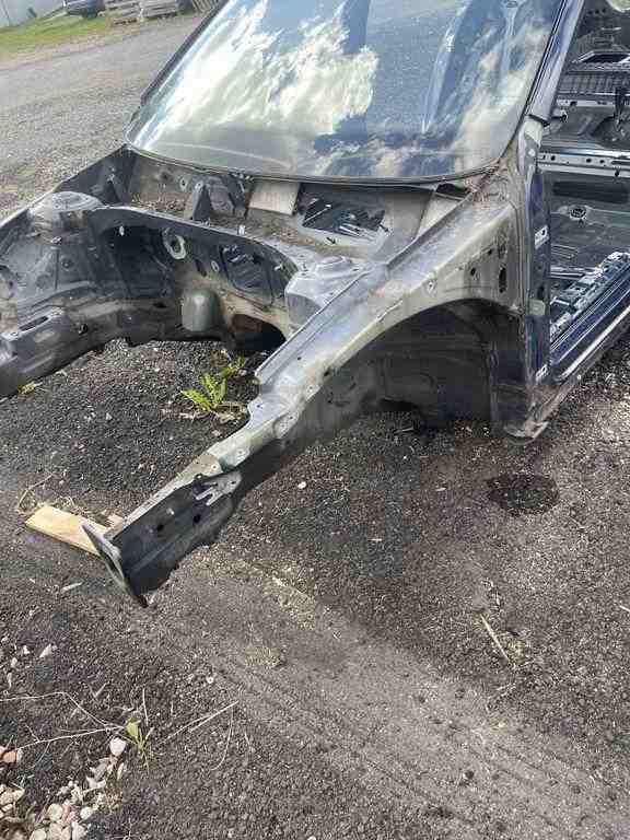 VOLKSWAGEN Passat B8 (2014-2023) Front left quarter 32413585
