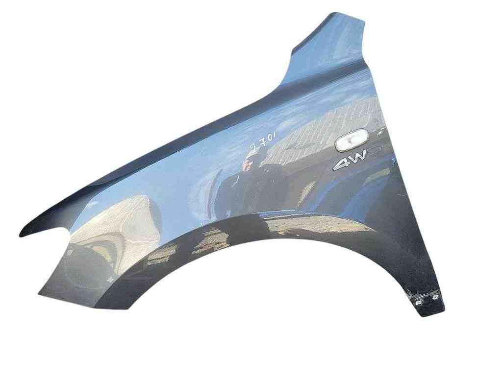 HYUNDAI Santa Fe CM (2006-2013) Priekšējais kreisais spārns 32483655