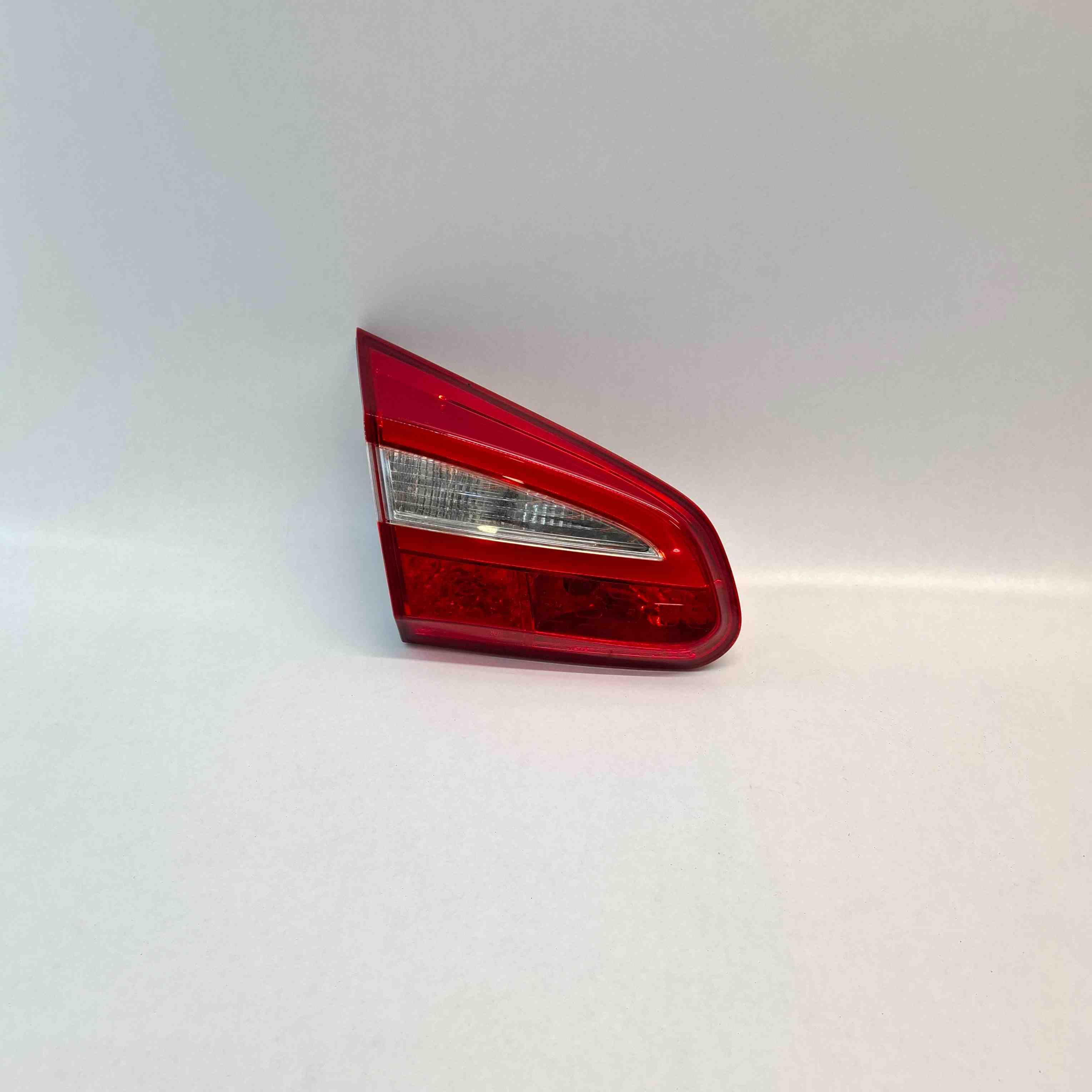 KIA Cee'd 2 generation (2012-2018) Aizmugurējais kreisais lukturis 92403-A2200 32381079