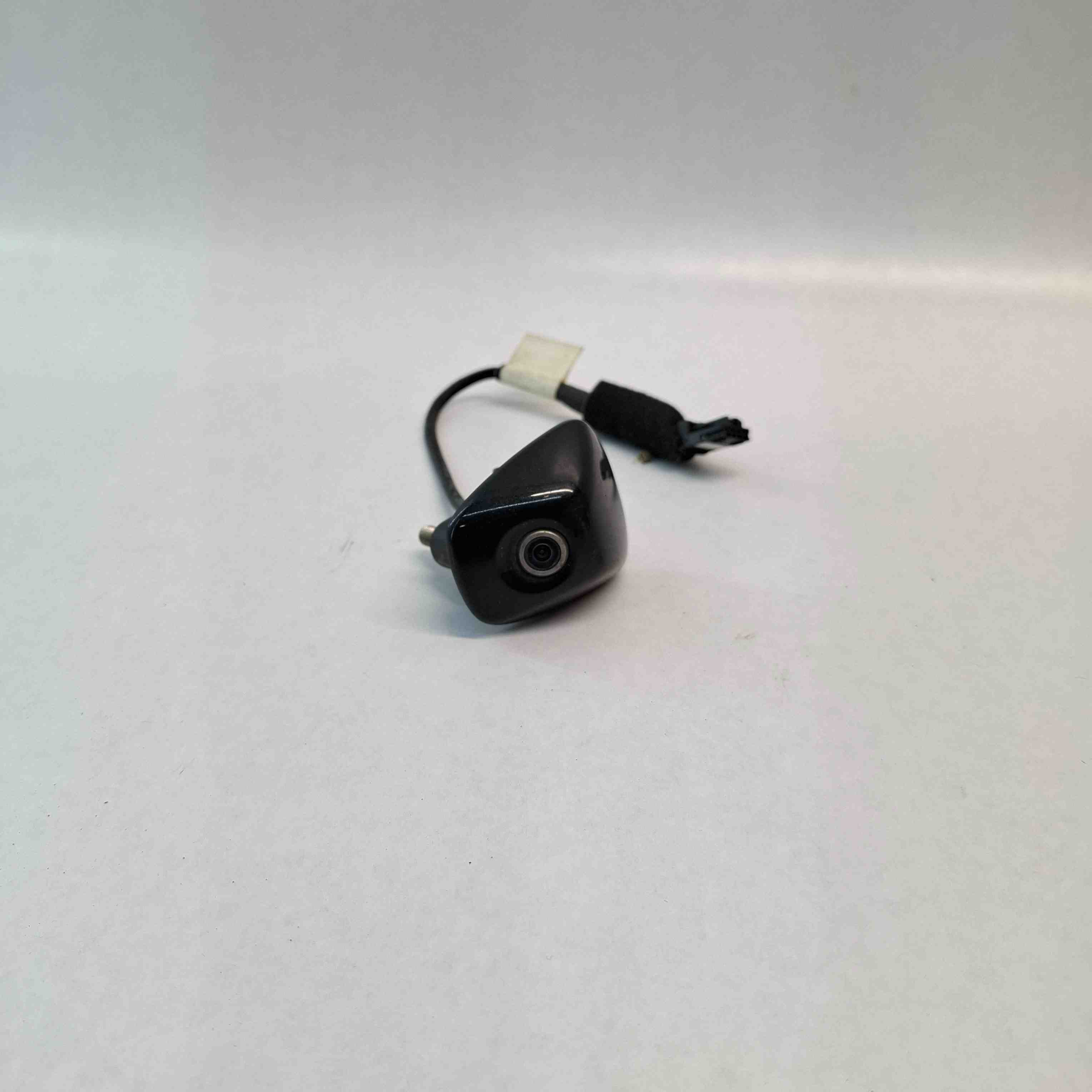 KIA Cee'd 2 generation (2012-2018) Aizmugures kameras uzstādīšana 95760-A2500 32381288