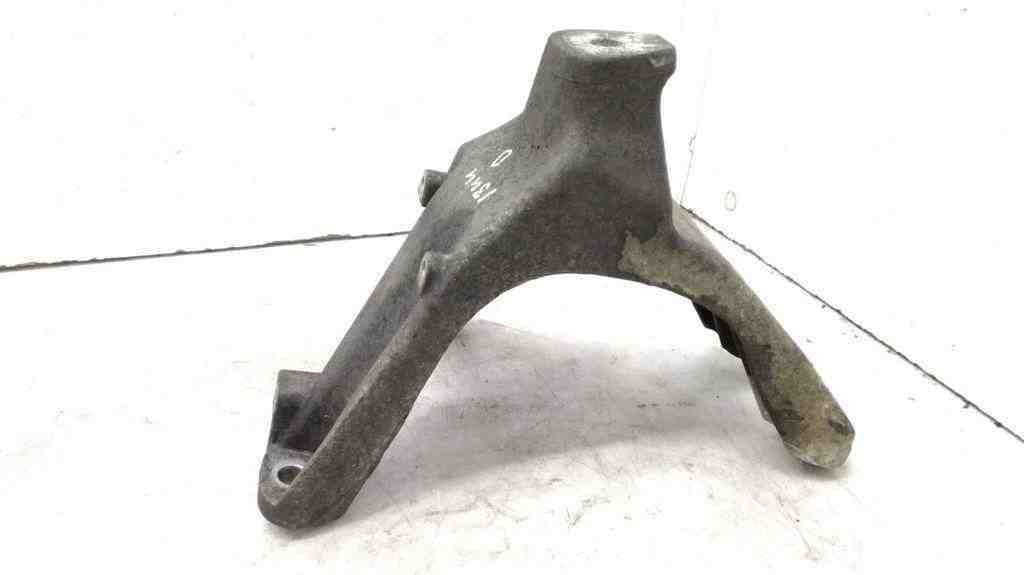 AUDI A4 B7/8E (2004-2008) Engine Bracket Right Side 8K0199308AP 32415564