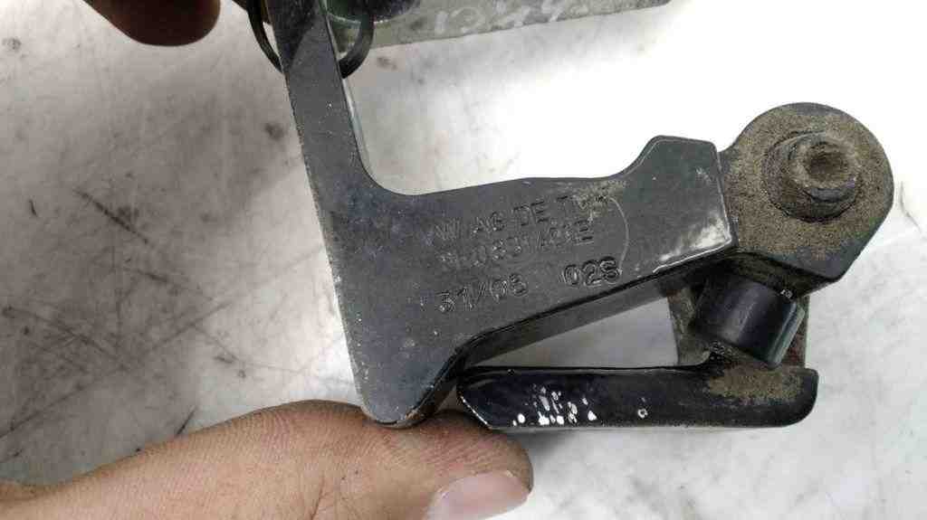 AUDI A4 B7/8E (2004-2008) Other Body Parts LY9B,8K0831401E,8K0831401B 32416365