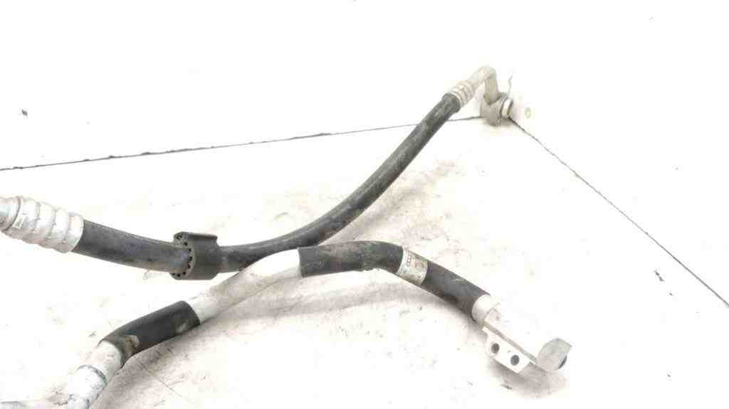 AUDI A4 B7/8E (2004-2008) AC Hose Pipe 8K1260712B 32416900