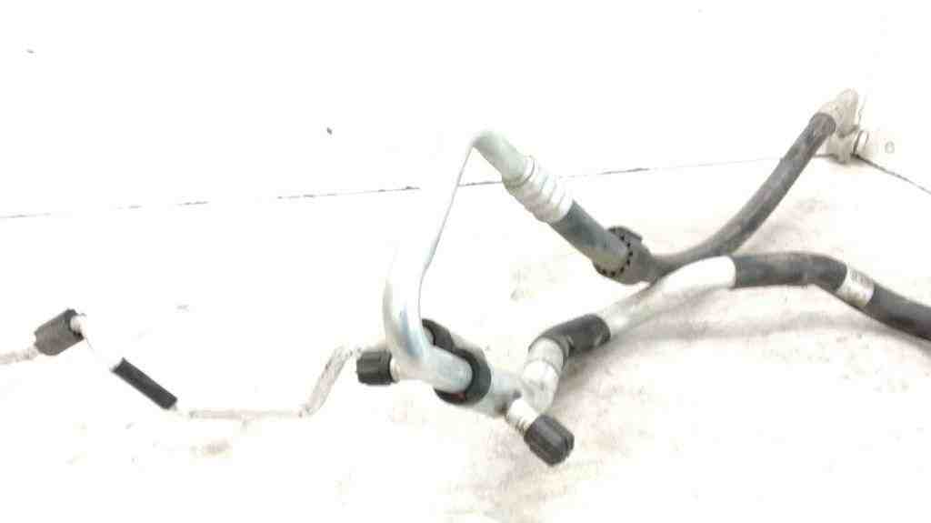 AUDI A4 B7/8E (2004-2008) AC Hose Pipe 8K1260712B 32416900