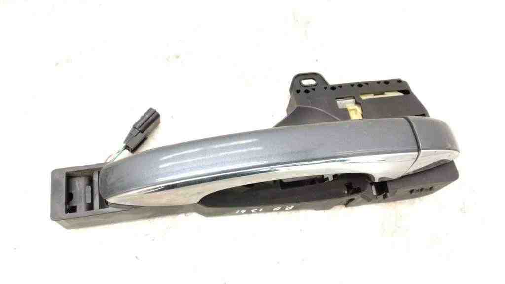 RENAULT Megane 3 generation (2008-2020) Left Side Sliding Door Exterior Handle 32428235