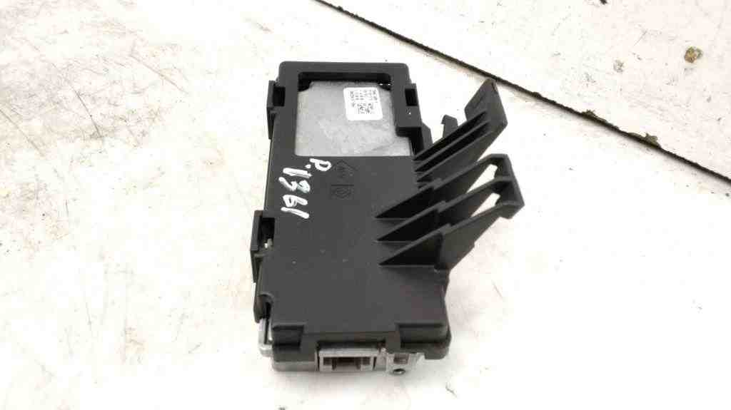 RENAULT Megane 3 generation (2008-2020) Front Camera 284624085R 32428785