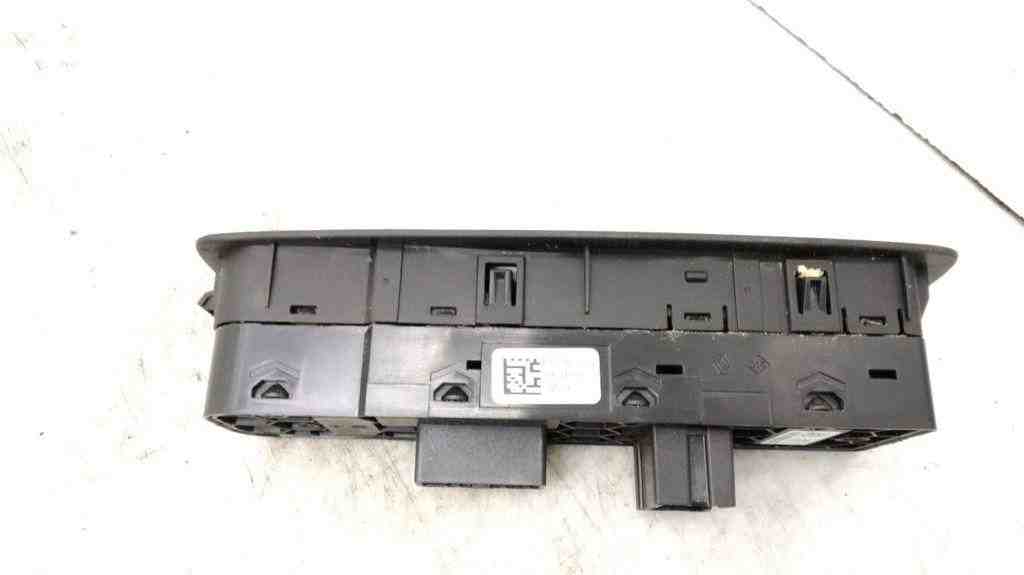 RENAULT Megane 3 generation (2008-2020) Кнопка стеклоподъемника задней левой двери 254012952R,1145469 32429285
